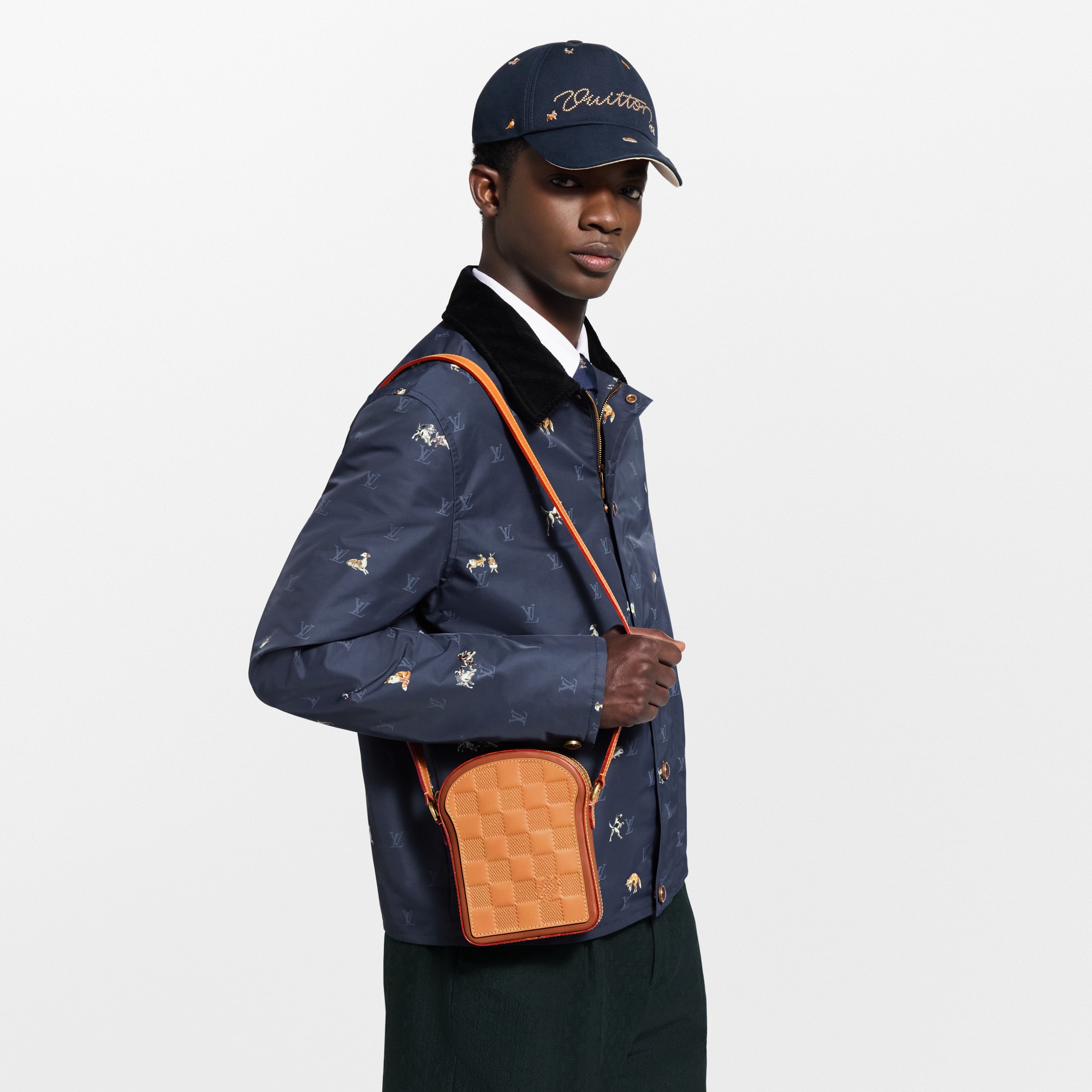 LV} - LVMonogram Other - LV男士小型皮具 | 路易威登LOUIS VUITTON官网 (产品缩放)