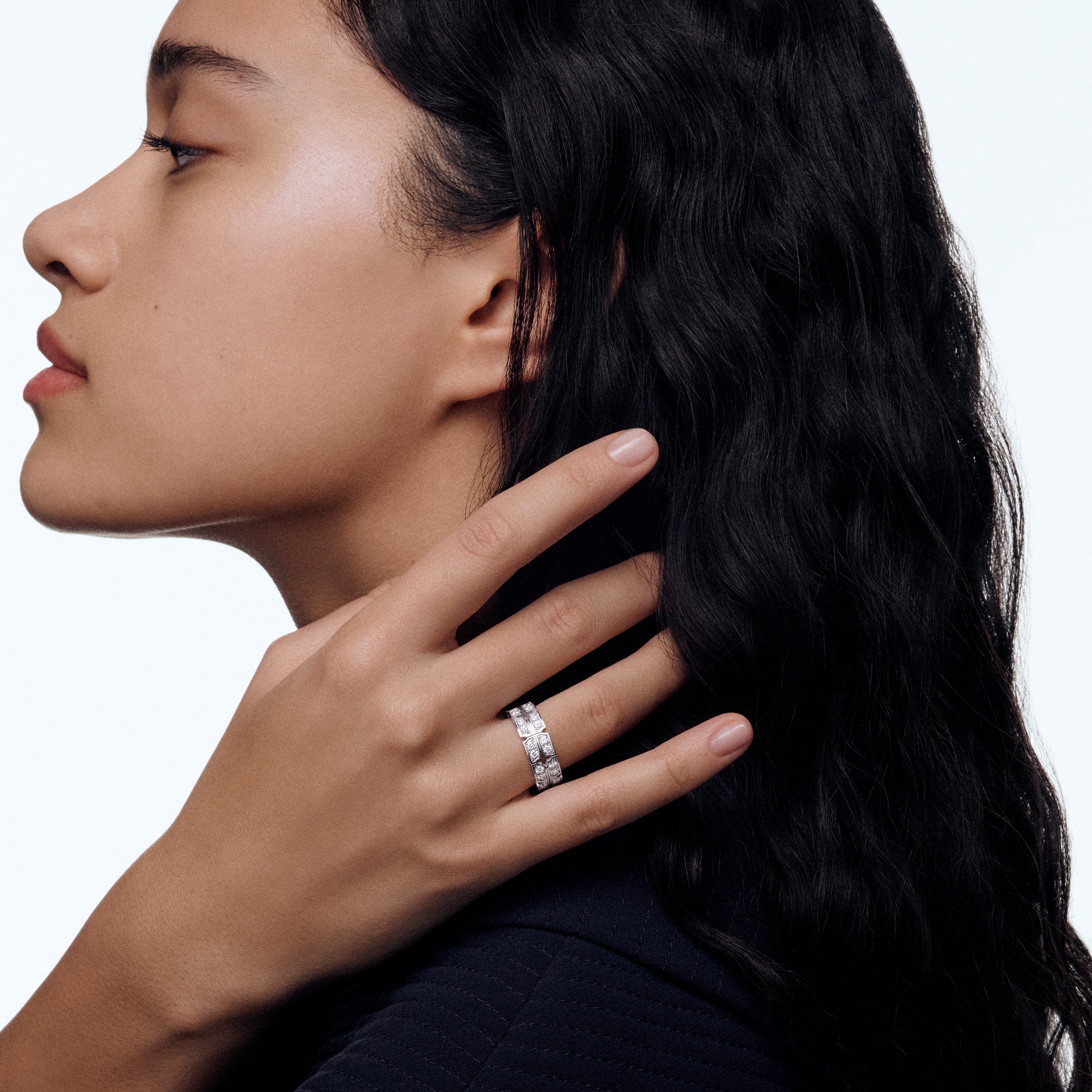 LV} - LV - LV珠宝按类别浏览 | 路易威登LOUIS VUITTON官网 (产品缩放)