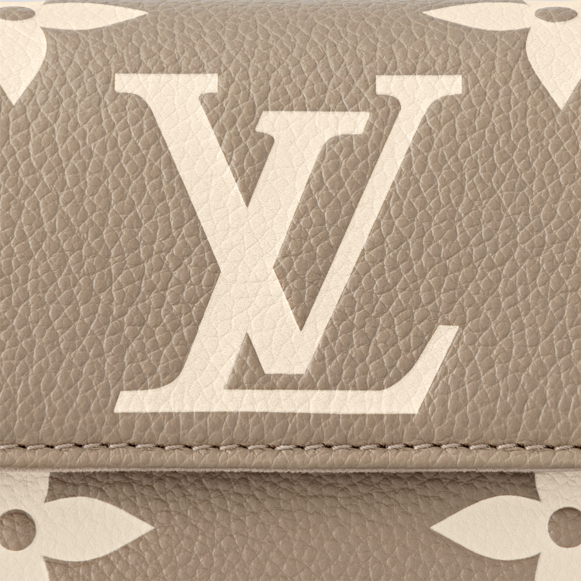 LV} - LVMonogram Empreinte - LV女士小型皮具 | 路易威登LOUIS VUITTON官网 (产品缩放)
