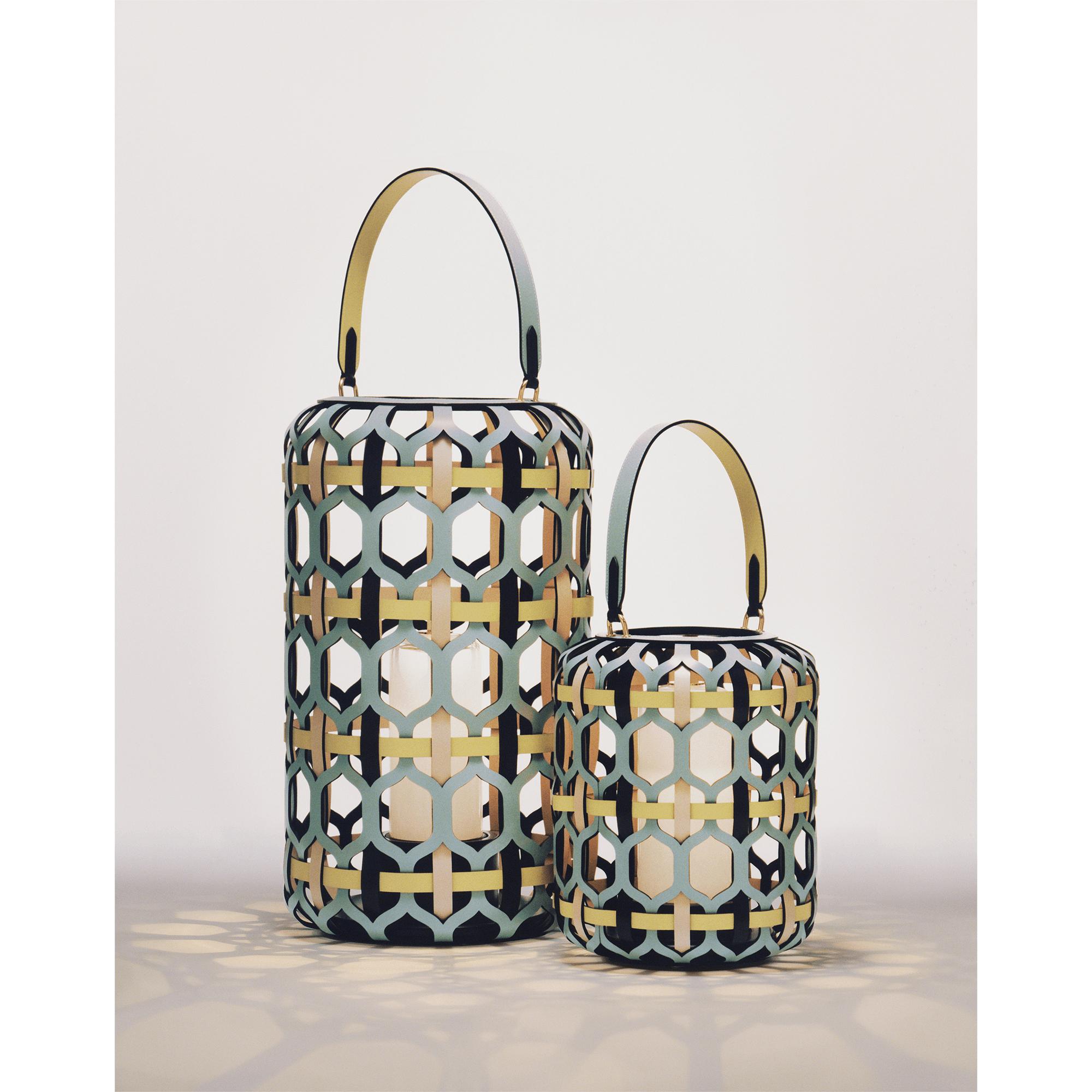LV} - LV - LV硬箱、旅行和家居家居和餐桌艺术 | 路易威登LOUIS VUITTON官网 (产品缩放)