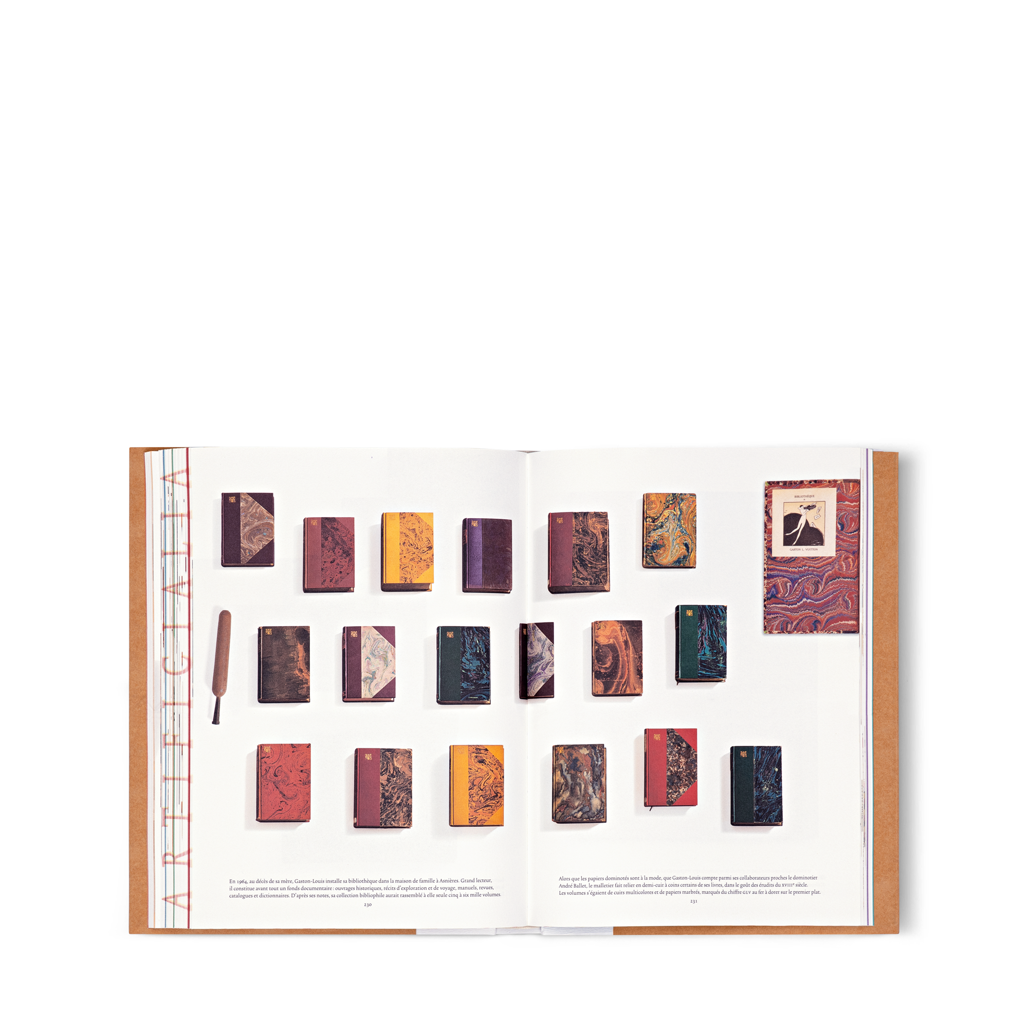LV} - LV - LV硬箱、旅行和家居书籍和文具 | 路易威登LOUIS VUITTON官网 (产品缩放)