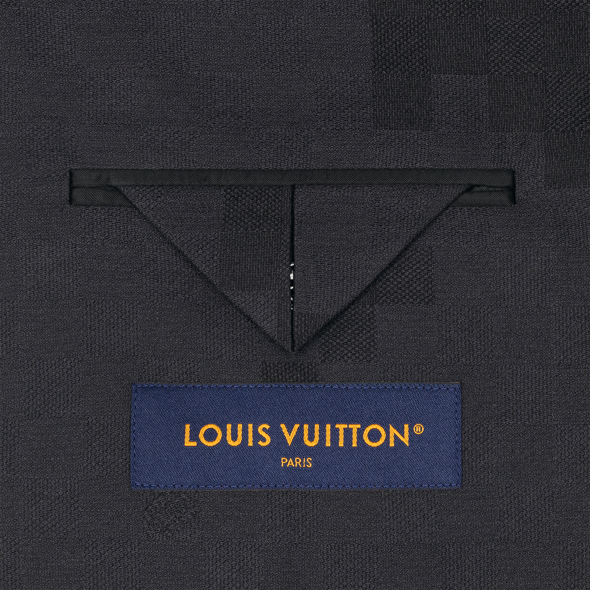 LV} - LV - LV男士高级成衣 | 路易威登LOUIS VUITTON官网 (产品缩放)