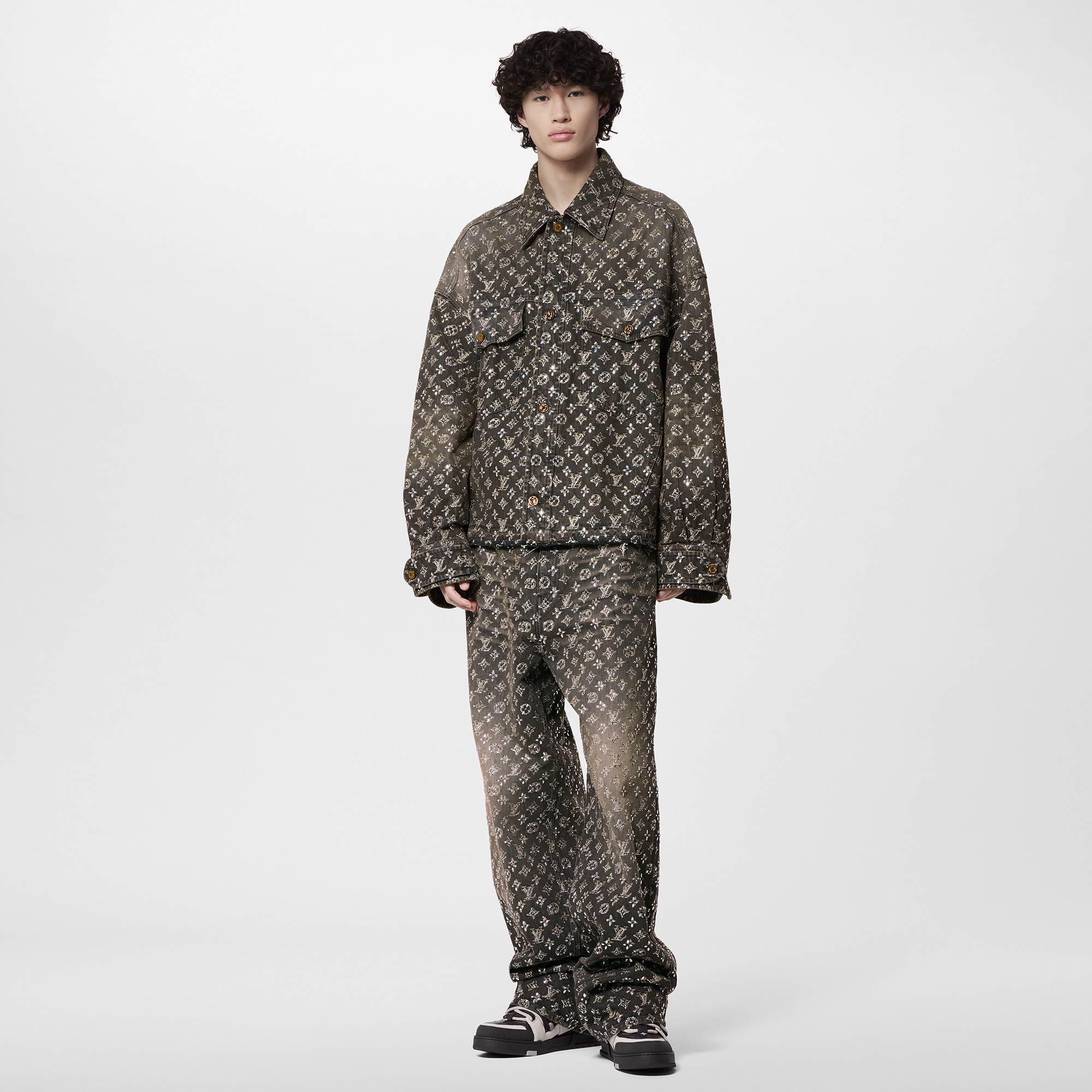 LV} - LV - LV男士高级成衣 | 路易威登LOUIS VUITTON官网 (产品缩放)