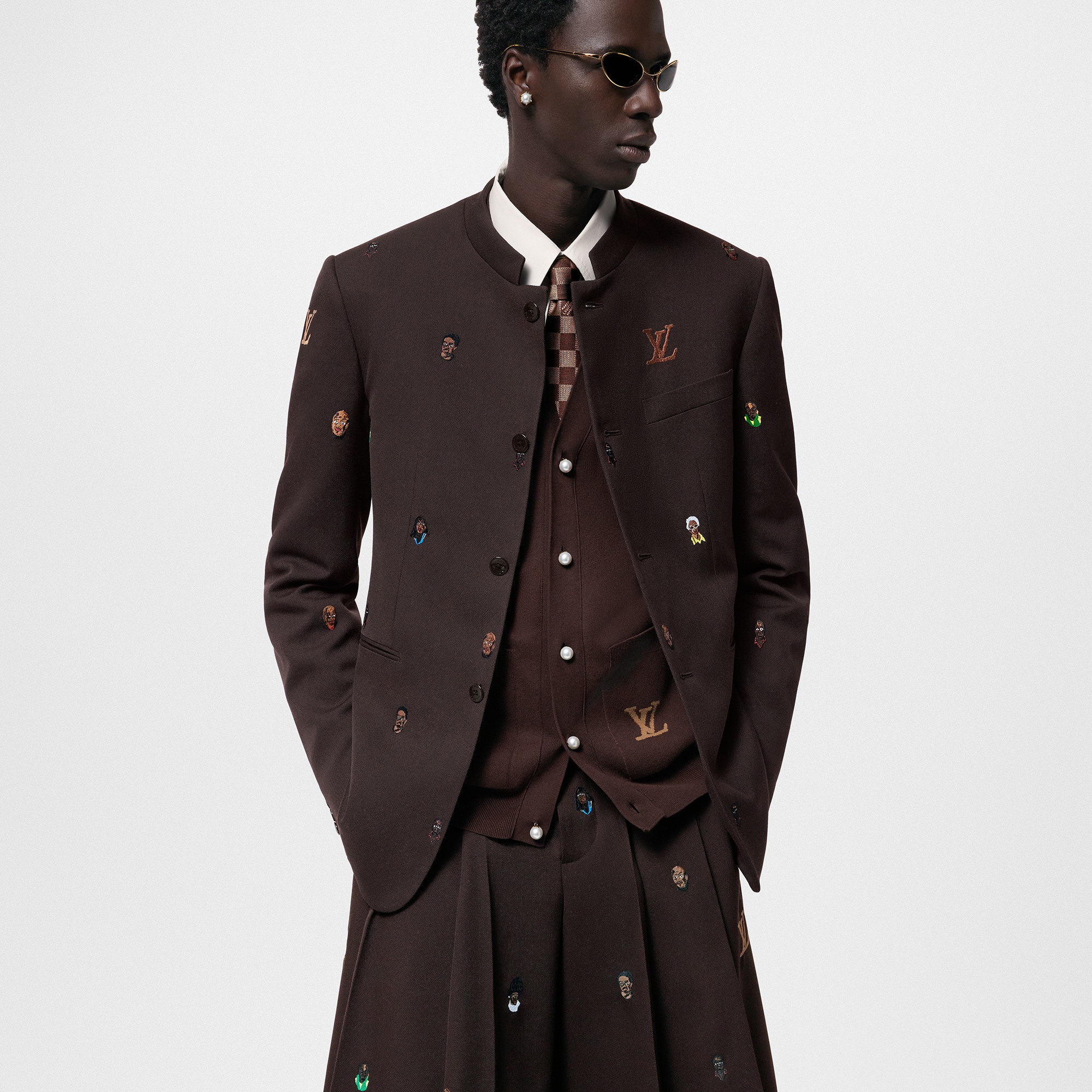 LV} - LV - LV男士Discontinued Product | 路易威登LOUIS VUITTON官网 (产品缩放)