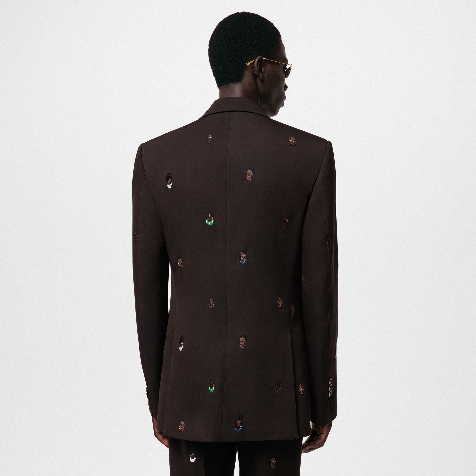 LV} - LV - LV男士Discontinued Product | 路易威登LOUIS VUITTON官网 (产品缩放)