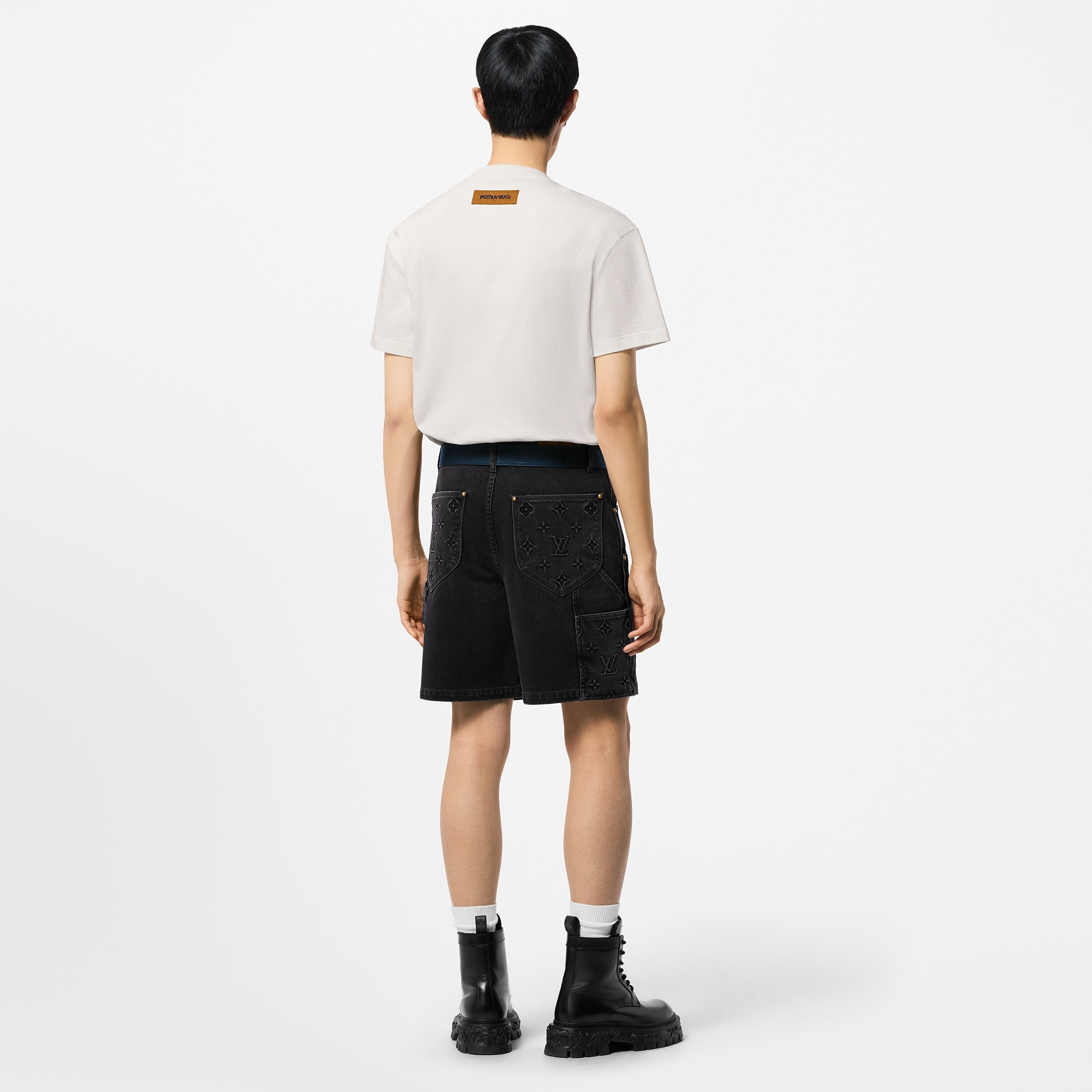 LV} - LV - LV男士高级成衣 | 路易威登LOUIS VUITTON官网 (产品缩放)
