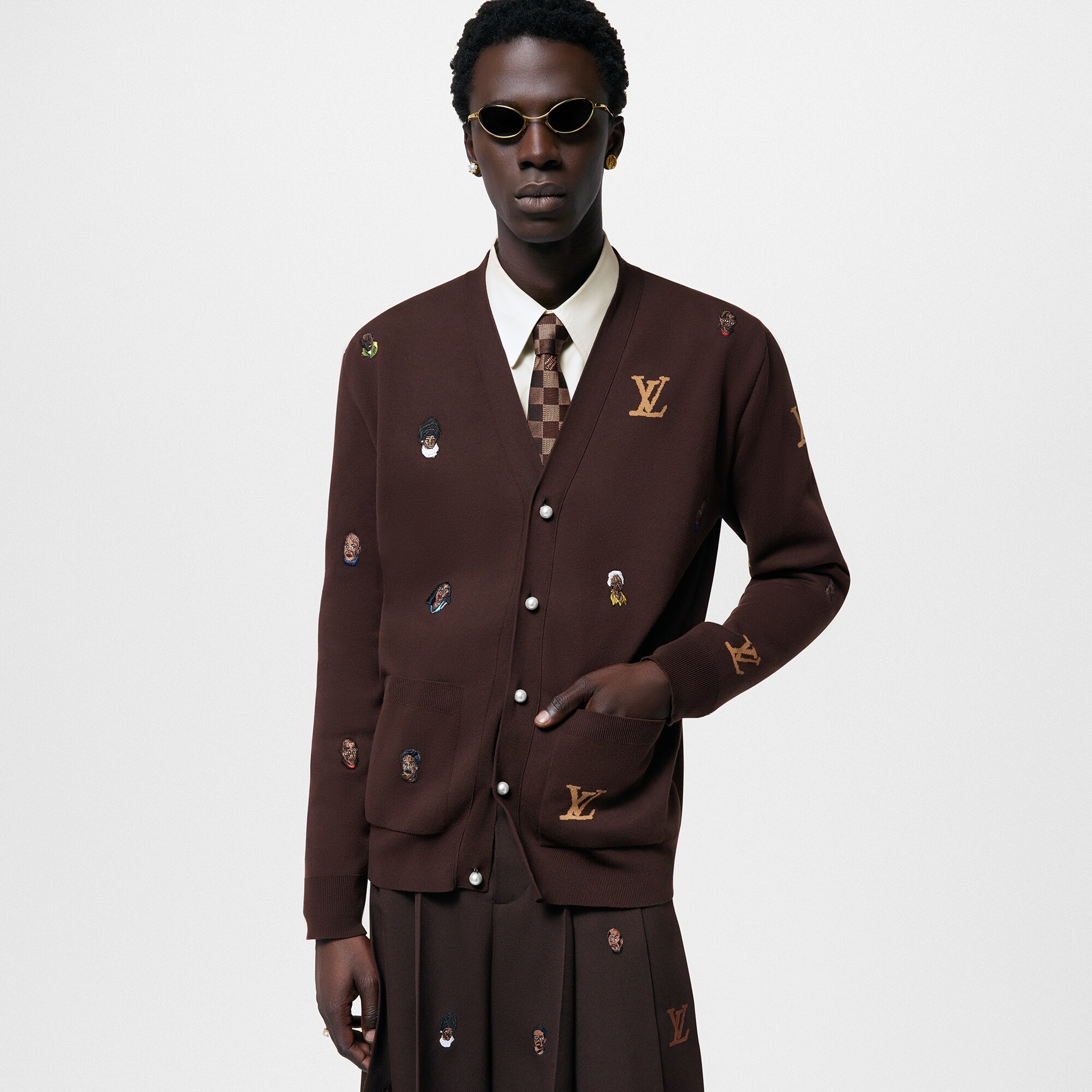 LV} - LV - LV男士Discontinued Product | 路易威登LOUIS VUITTON官网 (产品缩放)