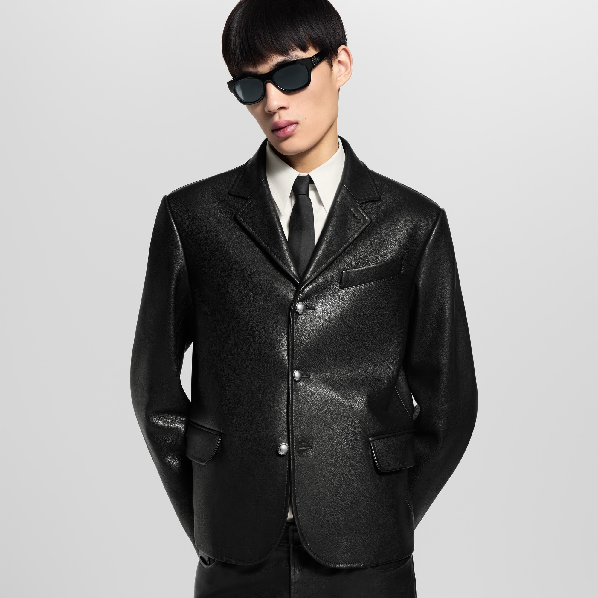 LV} - LV - LV男士高级成衣 | 路易威登LOUIS VUITTON官网 (产品缩放)