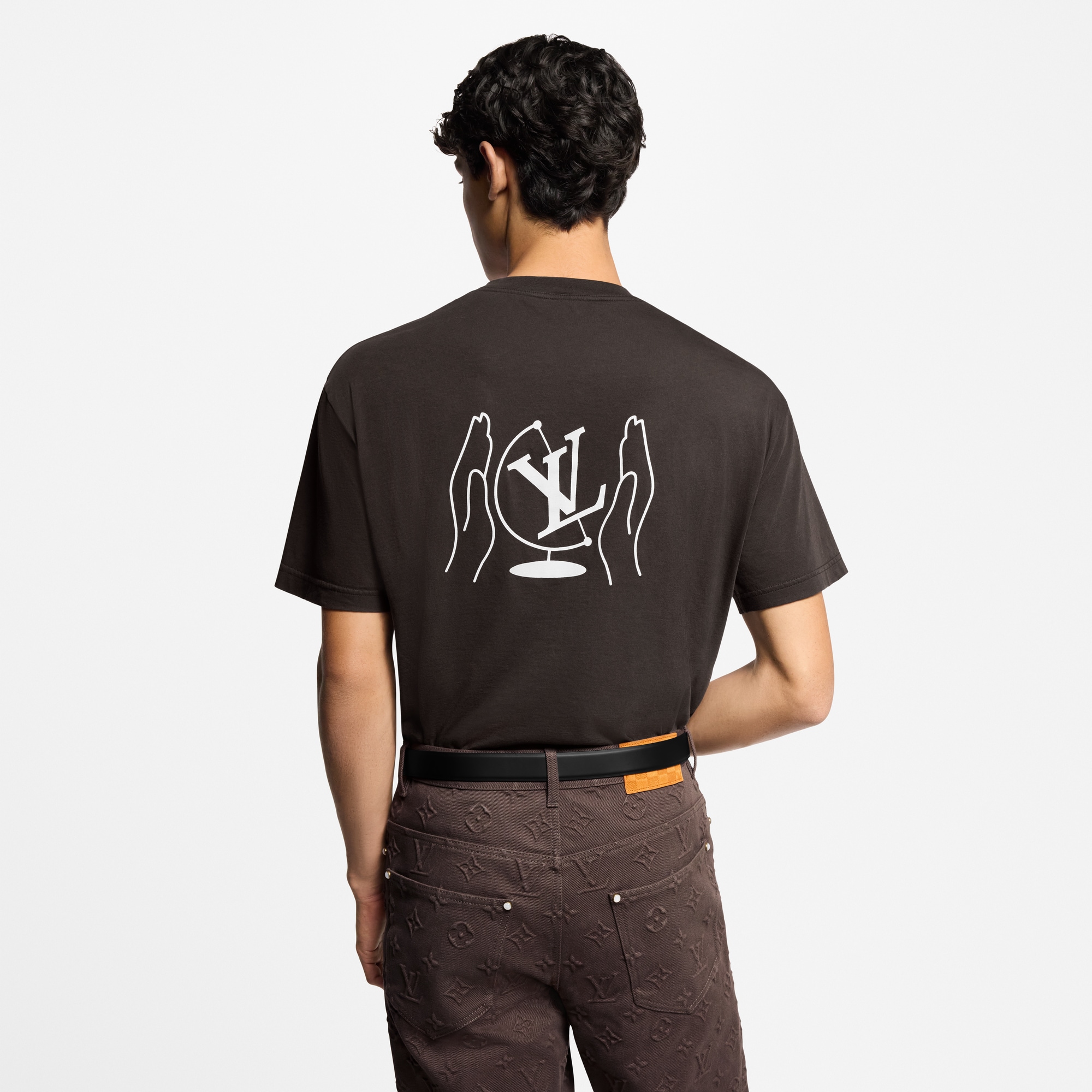 LV} - LV - LV男士高级成衣 | 路易威登LOUIS VUITTON官网 (产品缩放)