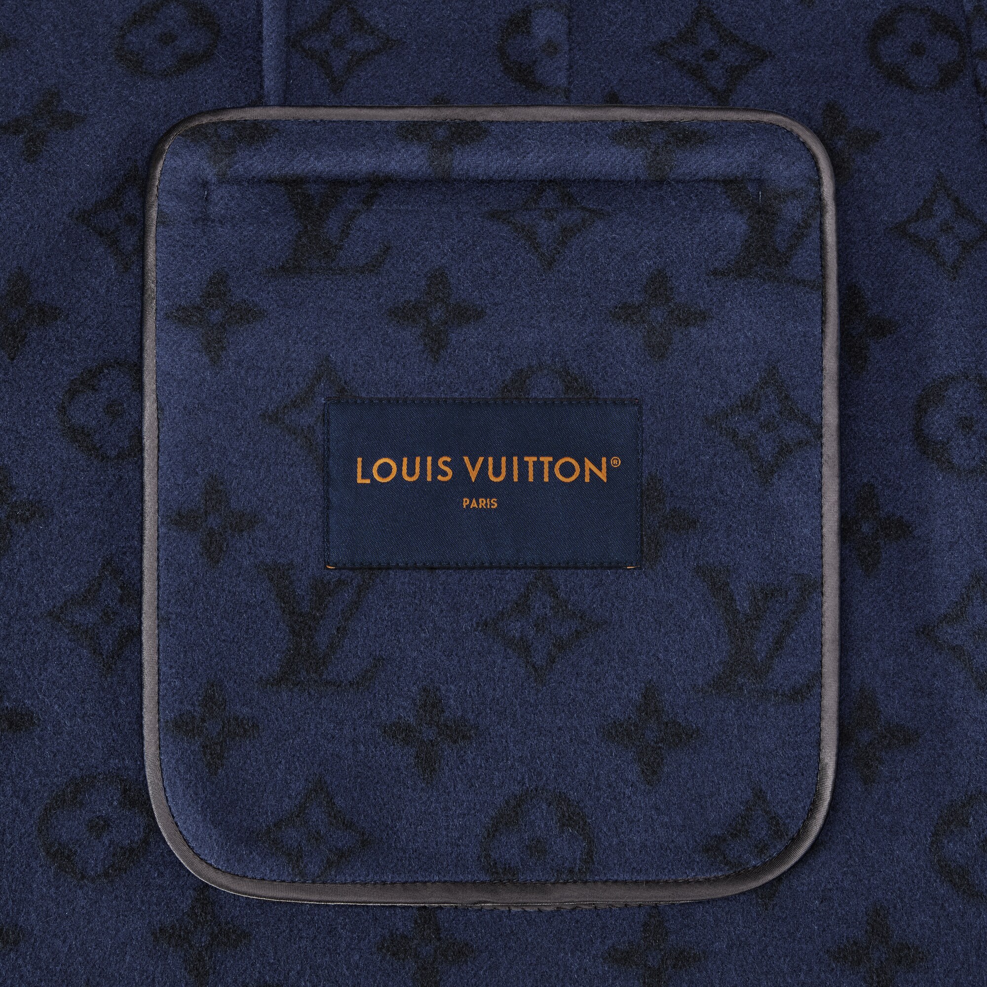 LV} - LV - LV男士高级成衣 | 路易威登LOUIS VUITTON官网 (产品缩放)