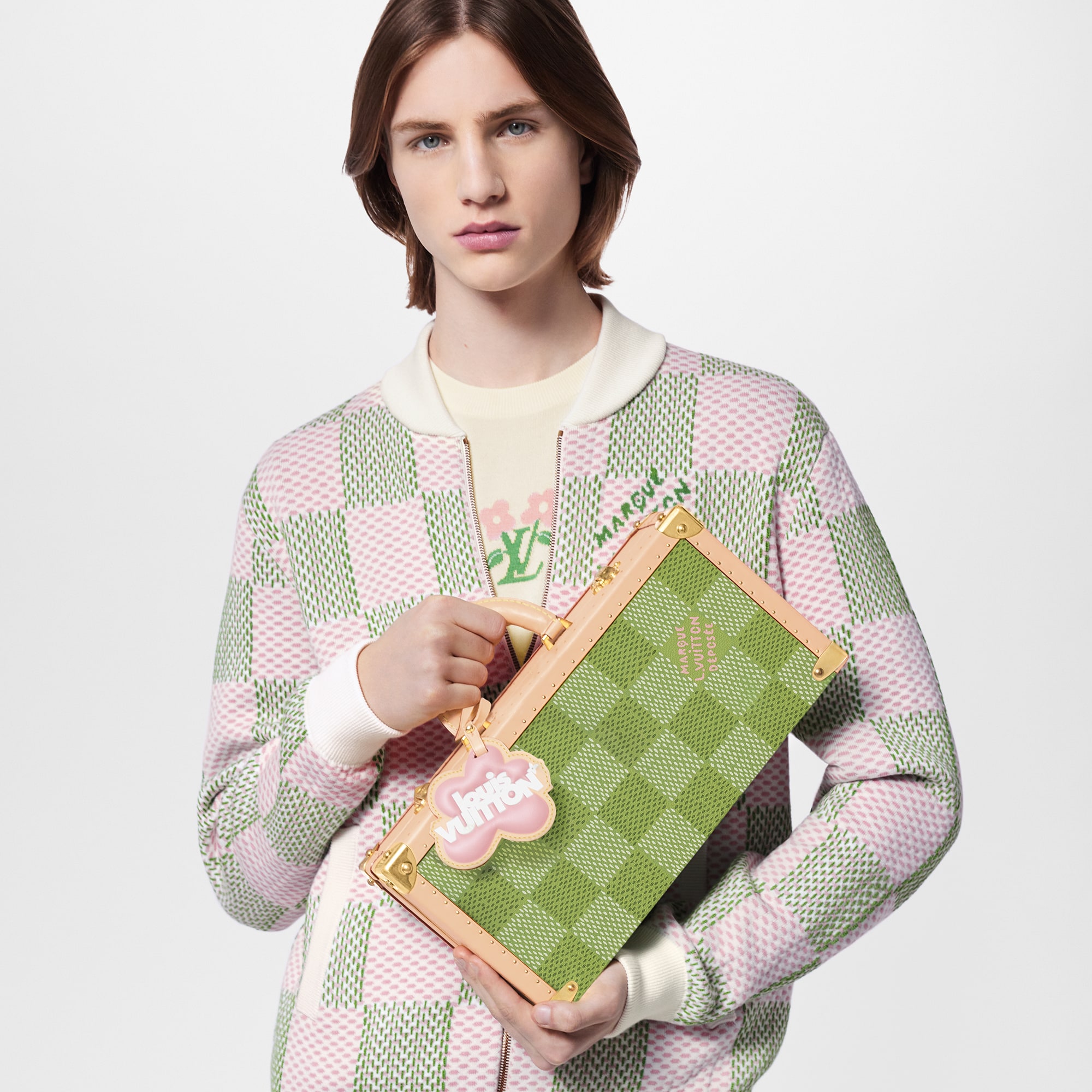 LV} - LVDamier Other - LVLes Extraordinaires硬箱系列 | 路易威登LOUIS VUITTON官网 (产品缩放)