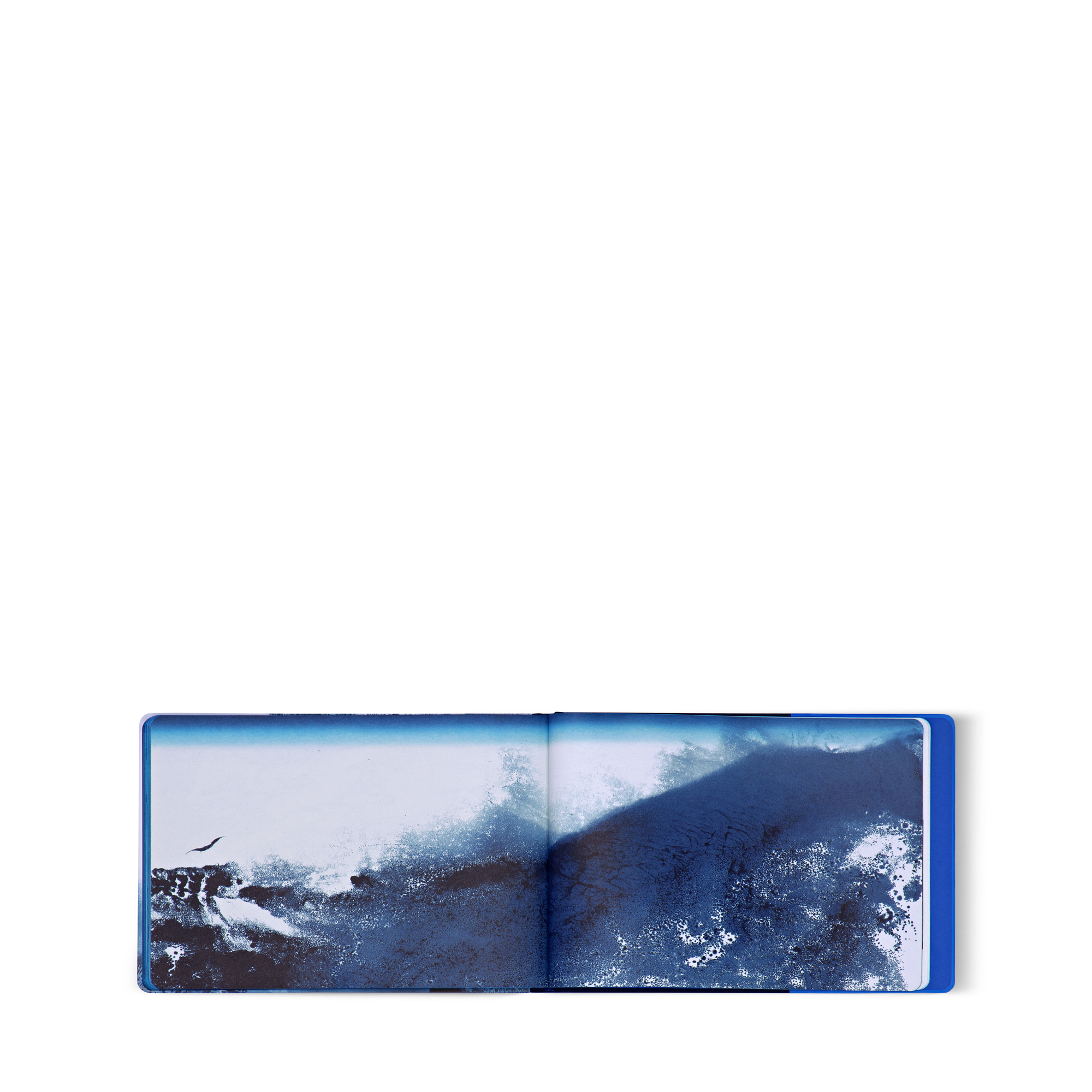LV} - LV - LV硬箱、旅行和家居书籍和文具 | 路易威登LOUIS VUITTON官网 (产品缩放)