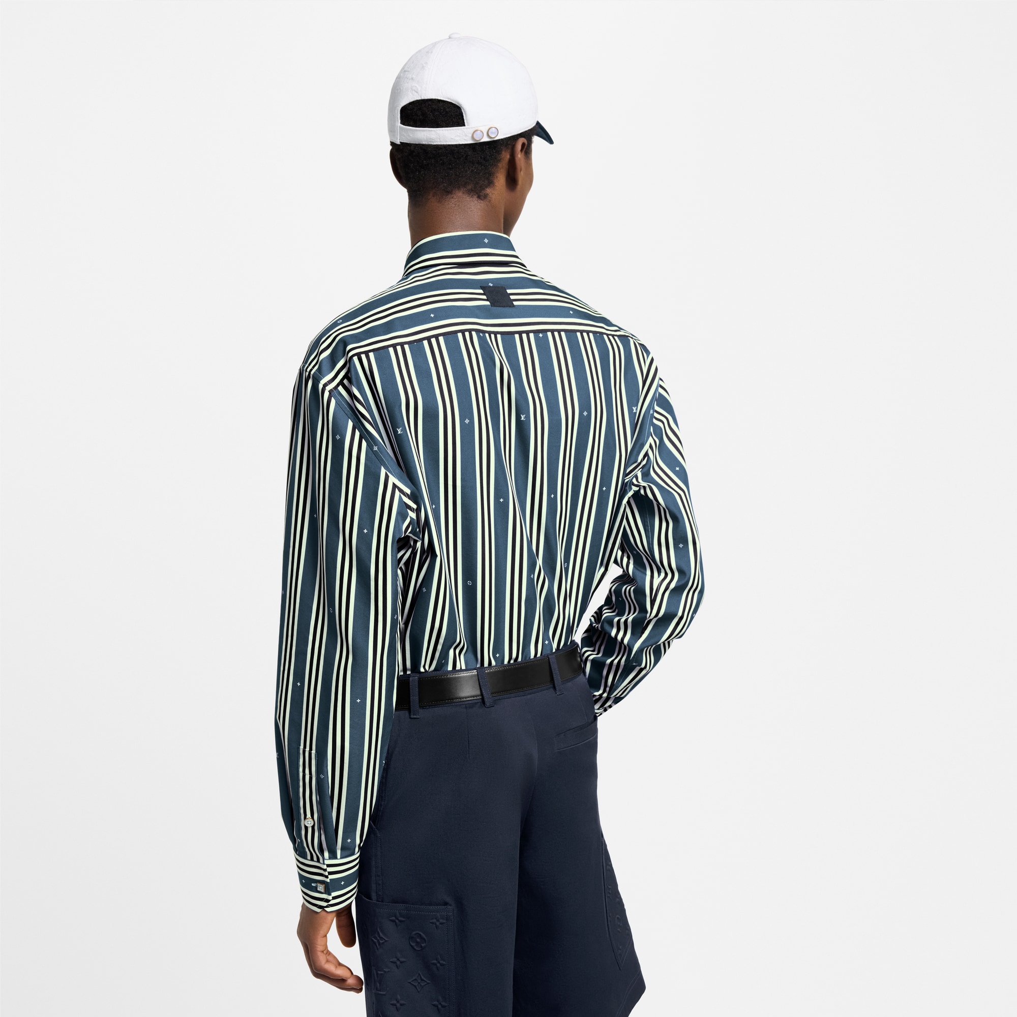 LV} - LV - LV男士高级成衣 | 路易威登LOUIS VUITTON官网 (产品缩放)