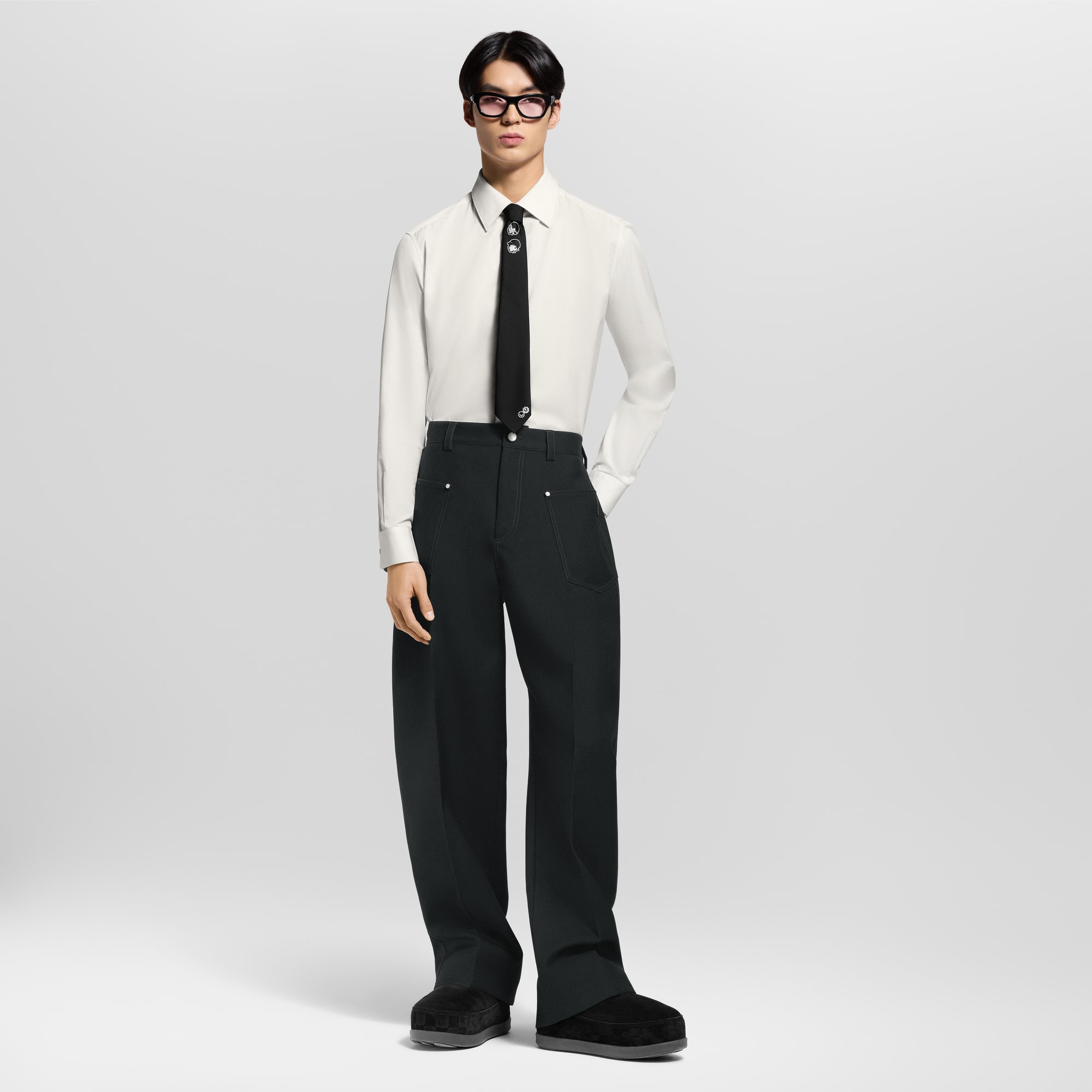 LV} - LV - LV男士高级成衣 | 路易威登LOUIS VUITTON官网 (产品缩放)