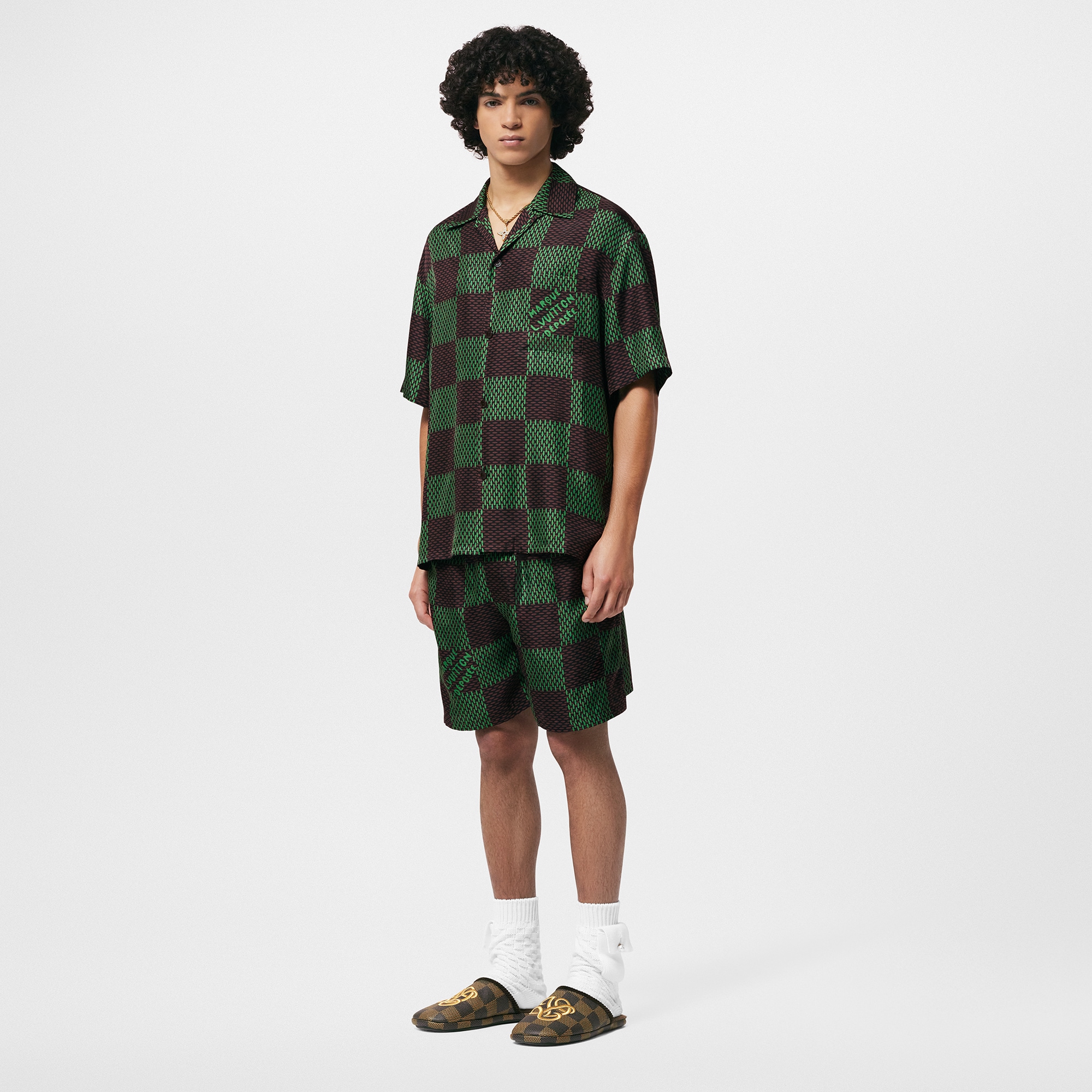 LV} - LV - LV男士Discontinued Product | 路易威登LOUIS VUITTON官网 (产品缩放)