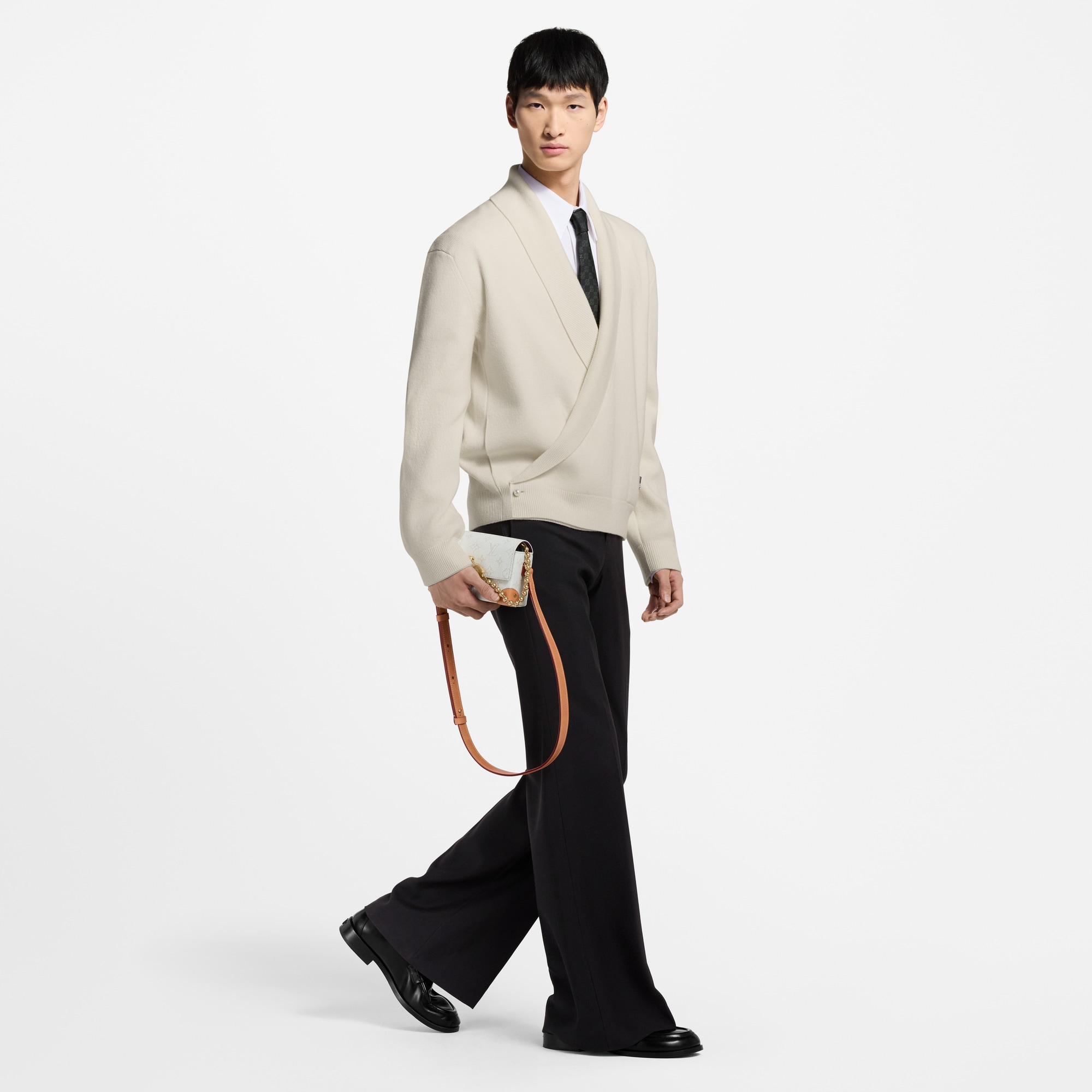 LV} - LV - LV男士高级成衣 | 路易威登LOUIS VUITTON官网 (产品缩放)