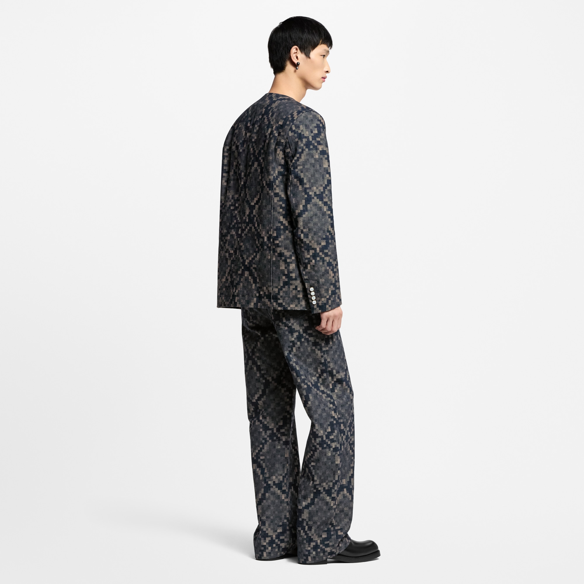 LV} - LV - LV男士高级成衣 | 路易威登LOUIS VUITTON官网 (产品缩放)
