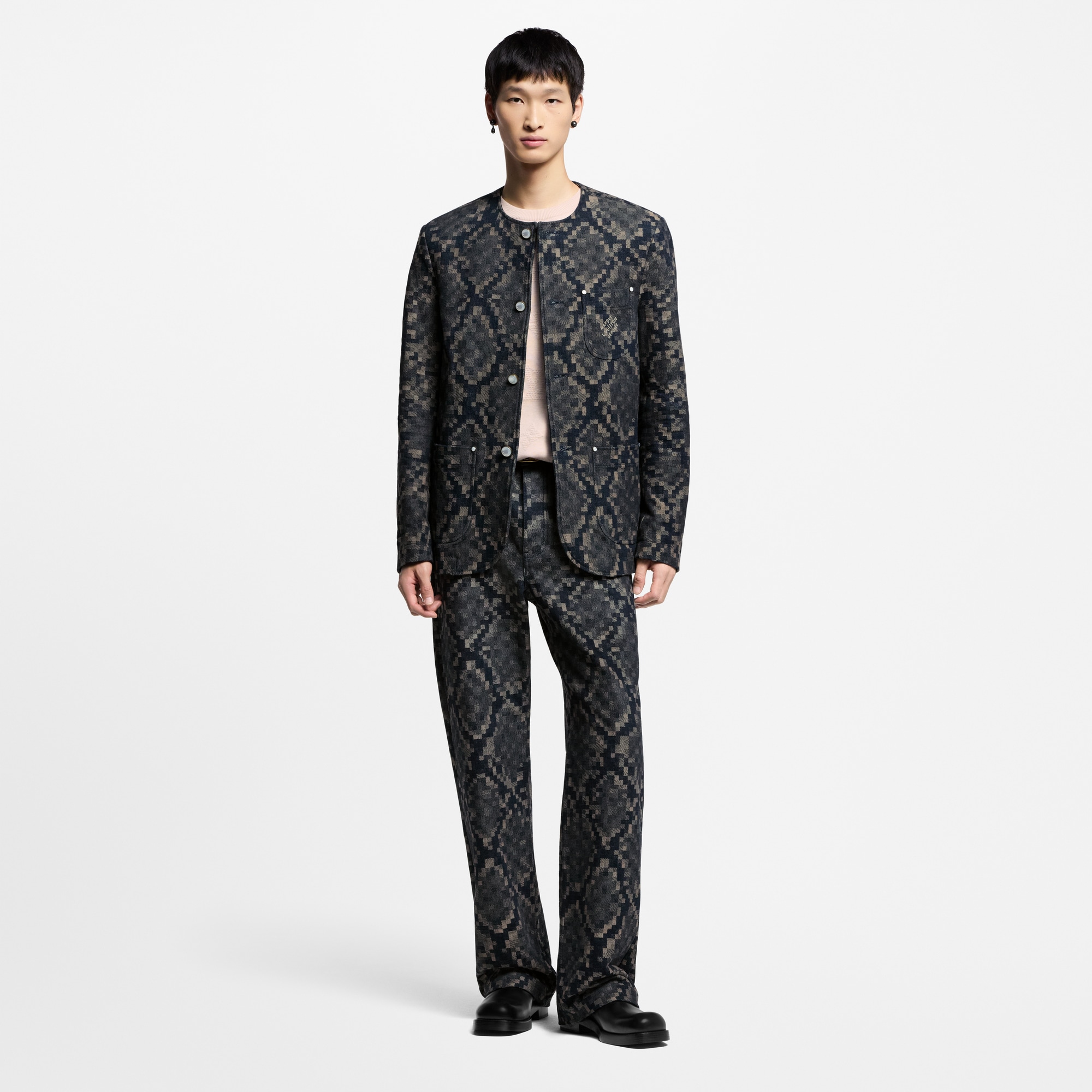 LV} - LV - LV男士高级成衣 | 路易威登LOUIS VUITTON官网 (产品缩放)