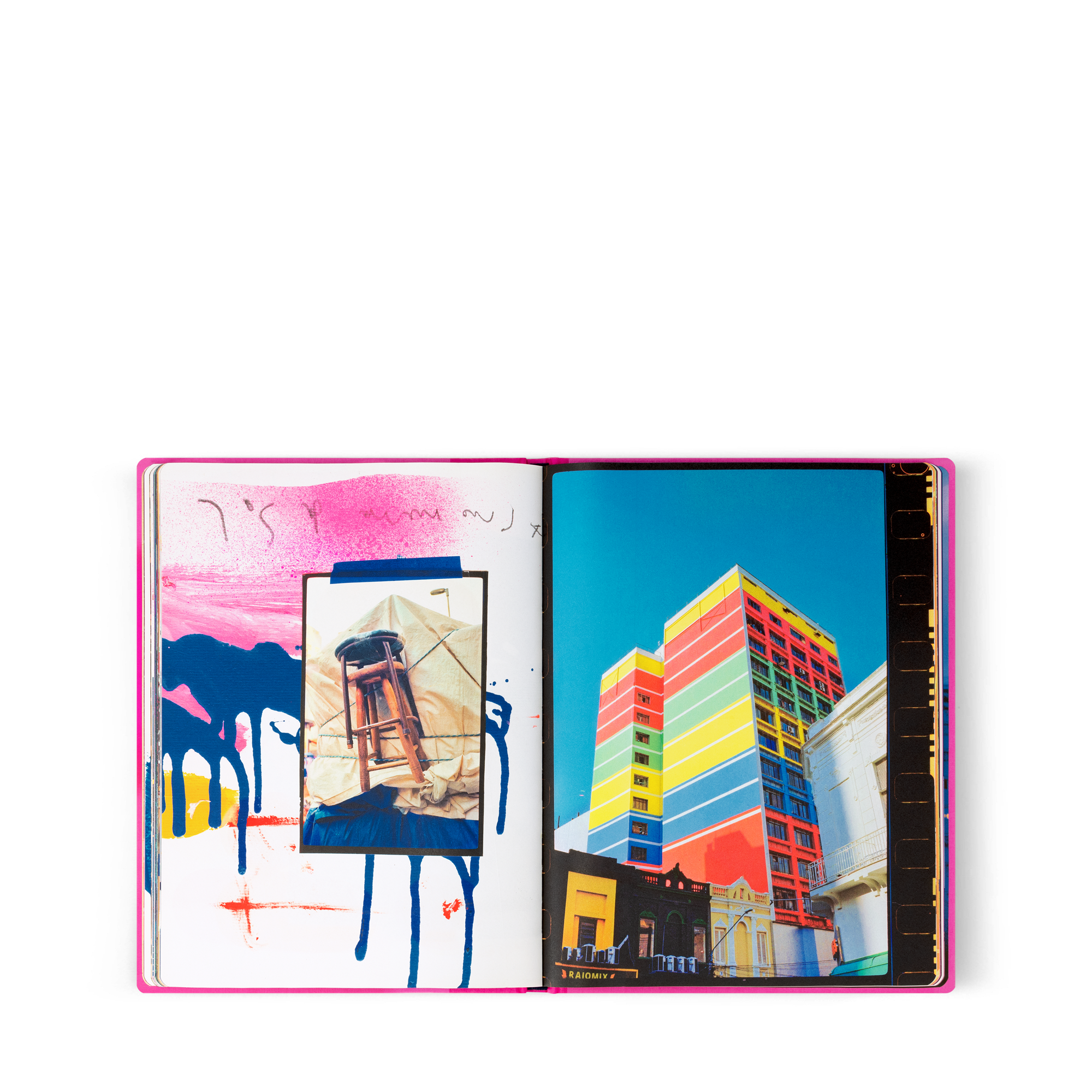 LV} - LV - LV硬箱、旅行和家居书籍和文具 | 路易威登LOUIS VUITTON官网 (产品缩放)