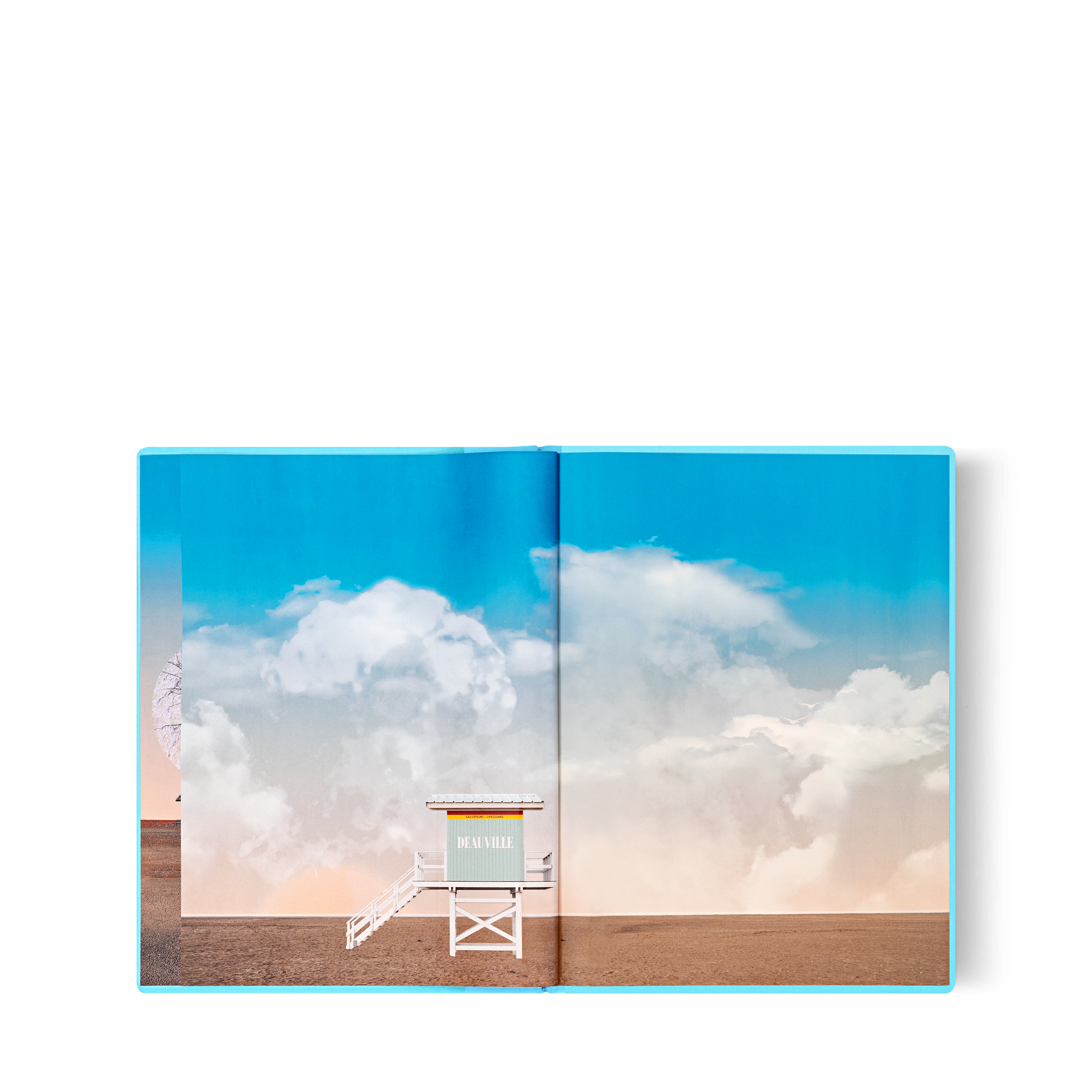 LV} - LV - LV硬箱、旅行和家居书籍和文具 | 路易威登LOUIS VUITTON官网 (产品缩放)