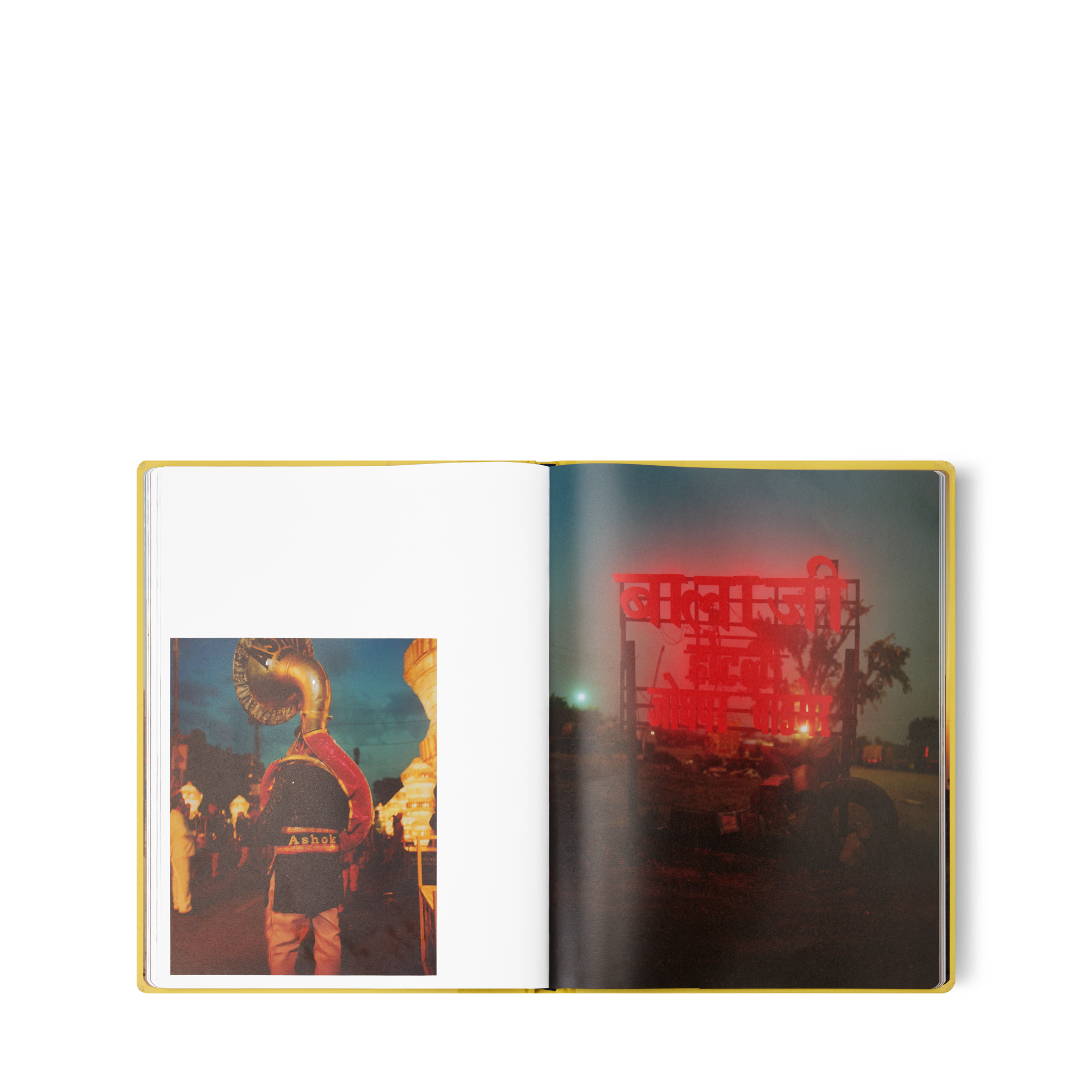 LV} - LV - LV硬箱、旅行和家居书籍和文具 | 路易威登LOUIS VUITTON官网 (产品缩放)