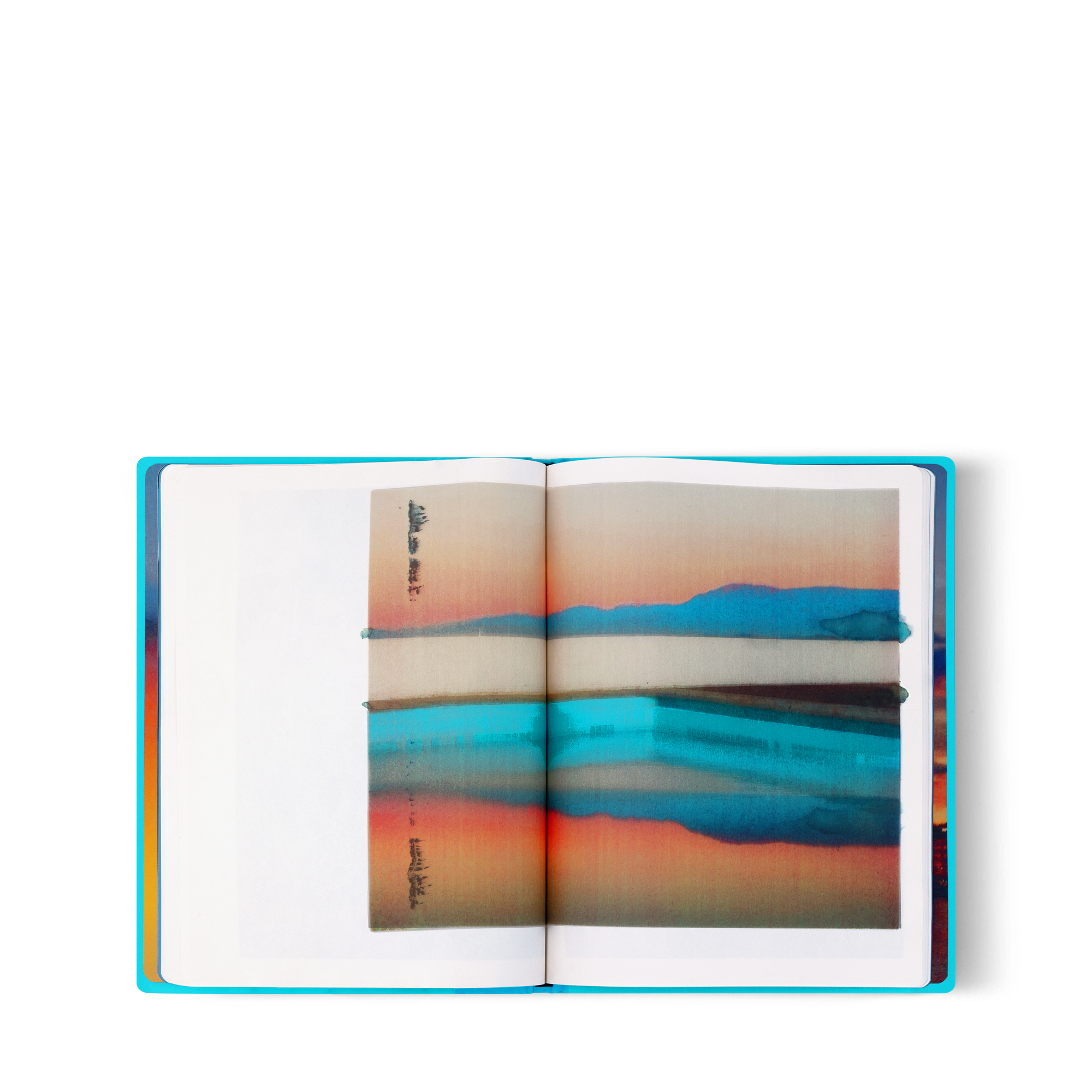 LV} - LV - LV硬箱、旅行和家居书籍和文具 | 路易威登LOUIS VUITTON官网 (产品缩放)