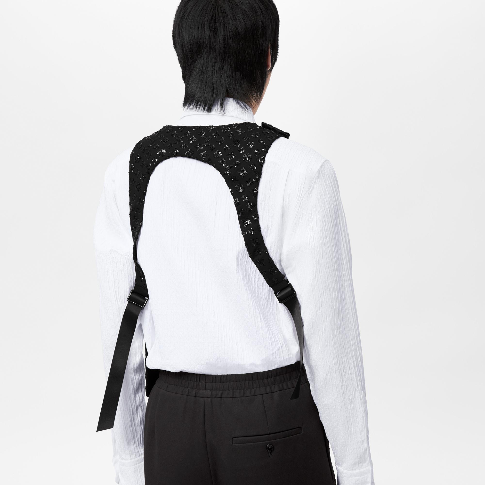 LV} - LV - LV男士Discontinued Product | 路易威登LOUIS VUITTON官网 (产品缩放)