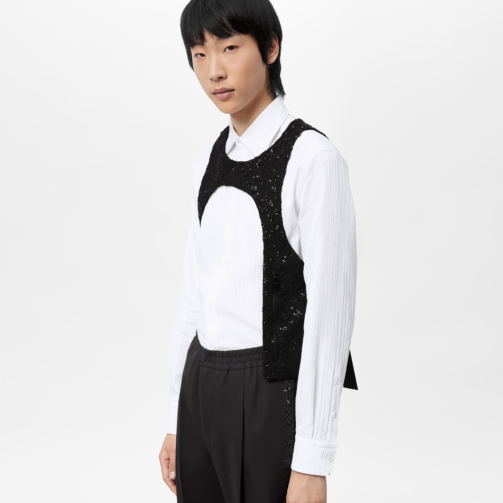 LV} - LV - LV男士Discontinued Product | 路易威登LOUIS VUITTON官网 (产品缩放)