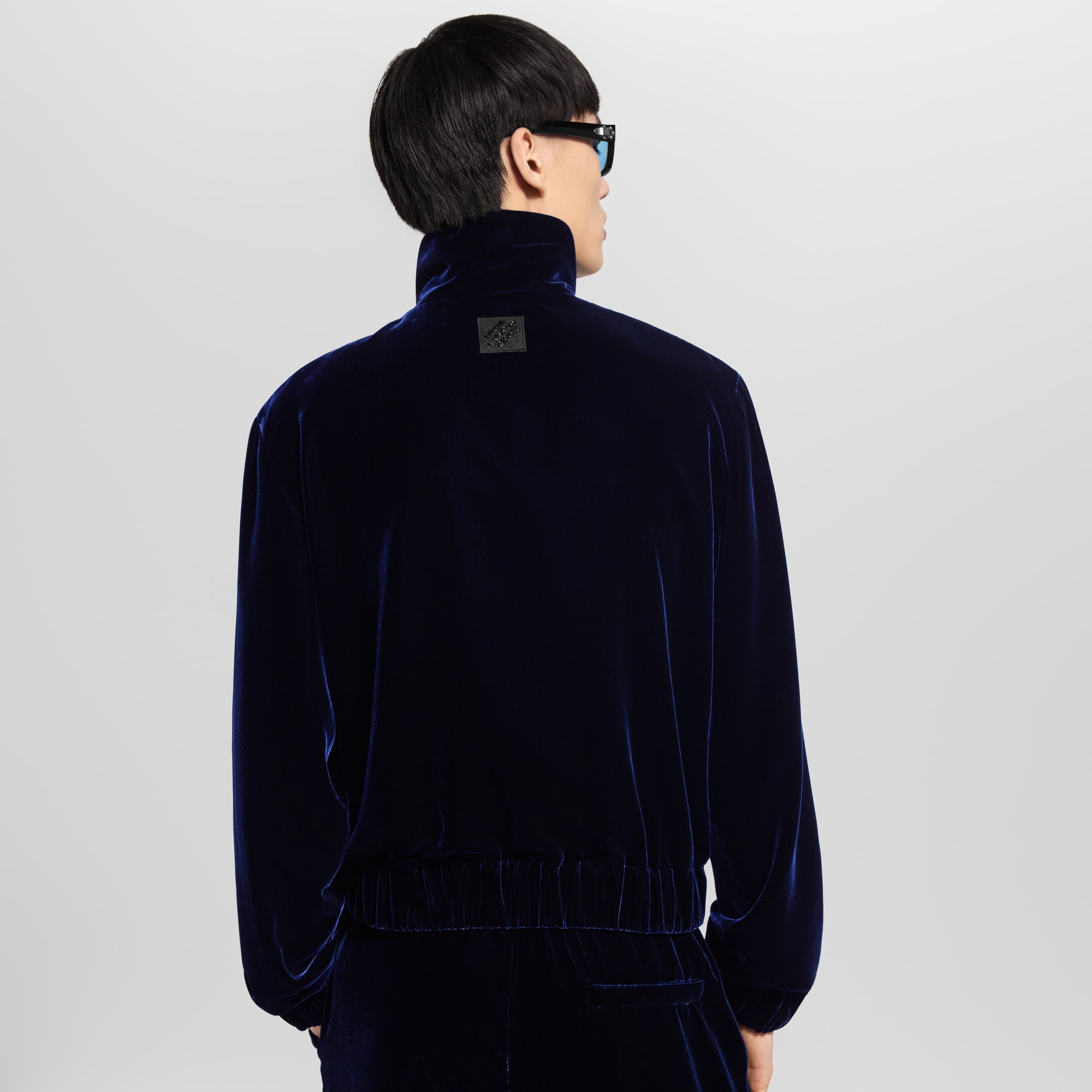 LV} - LV - LV男士高级成衣 | 路易威登LOUIS VUITTON官网 (产品缩放)