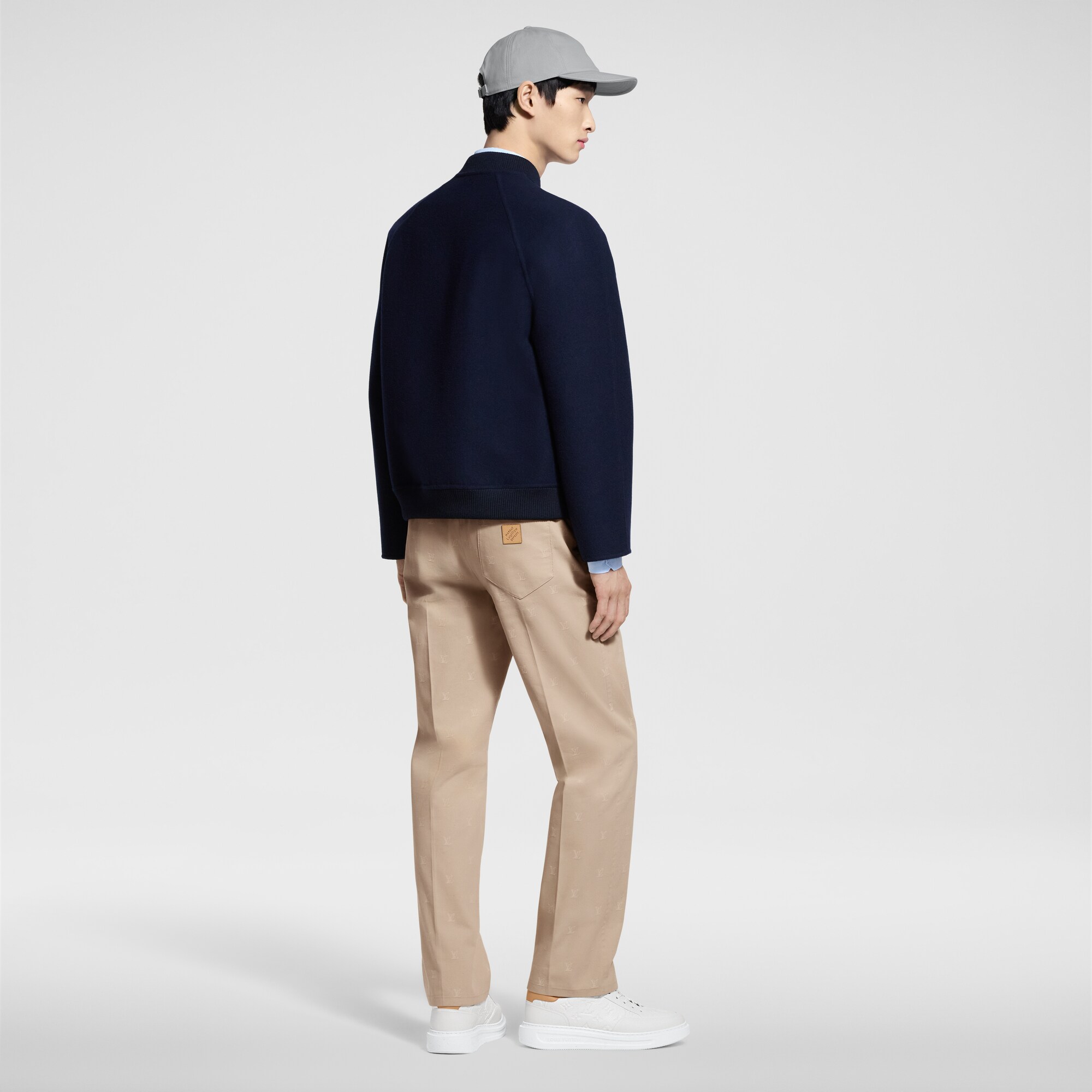 LV} - LV - LV男士高级成衣 | 路易威登LOUIS VUITTON官网 (产品缩放)