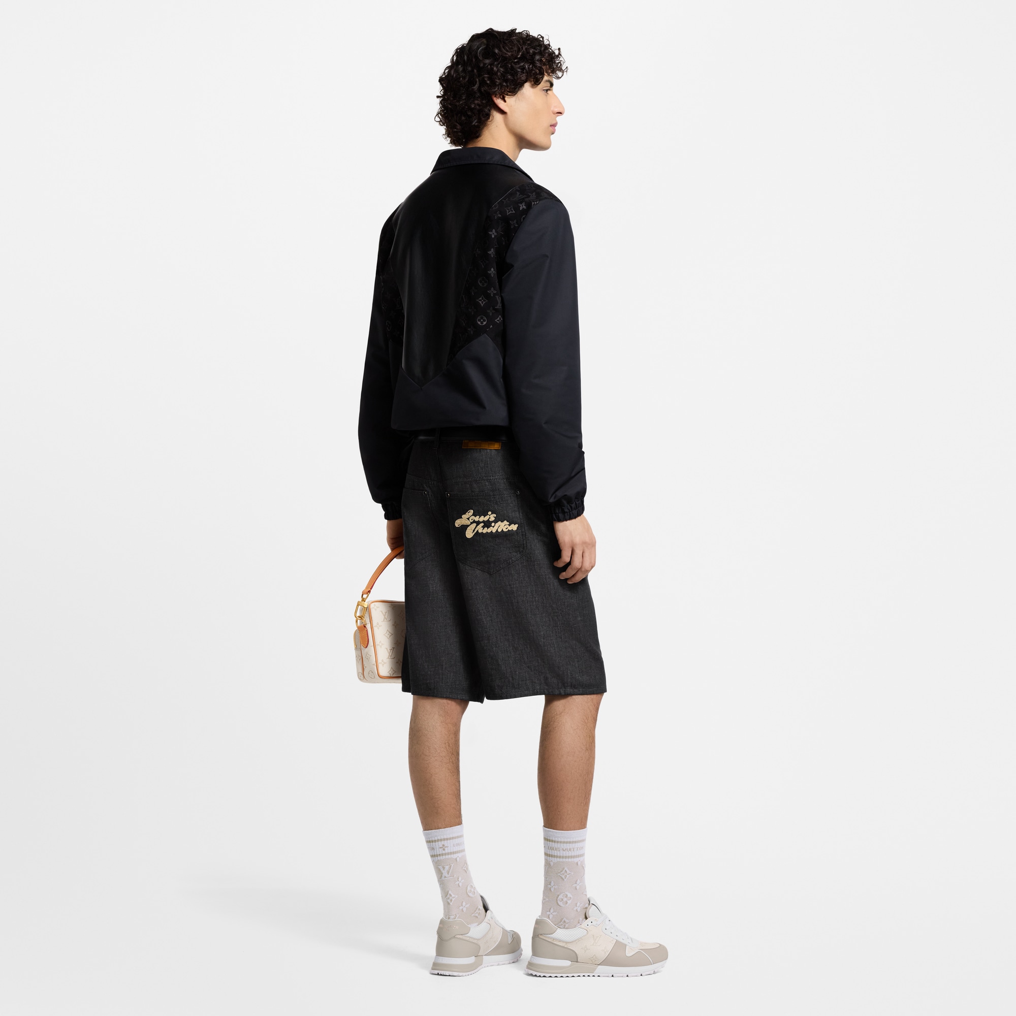 LV} - LV - LV男士高级成衣 | 路易威登LOUIS VUITTON官网 (产品缩放)