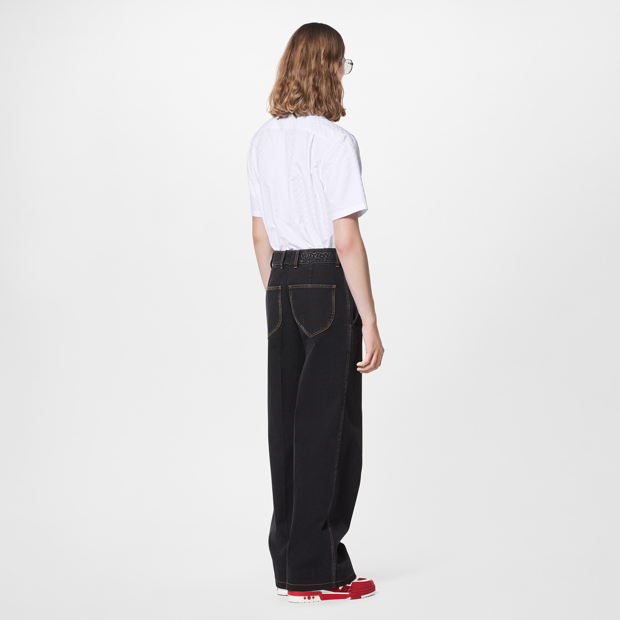 LV} - LV - LV男士Discontinued Product | 路易威登LOUIS VUITTON官网 (产品缩放)