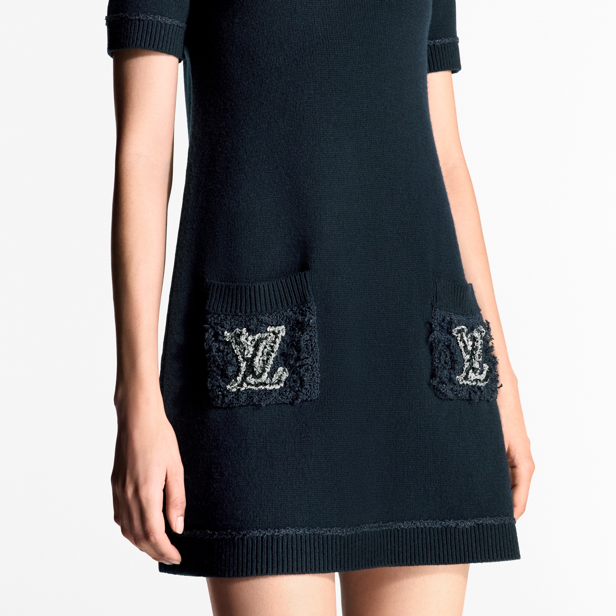 LV} - LV - LV女士高级成衣 | 路易威登LOUIS VUITTON官网 (产品缩放)