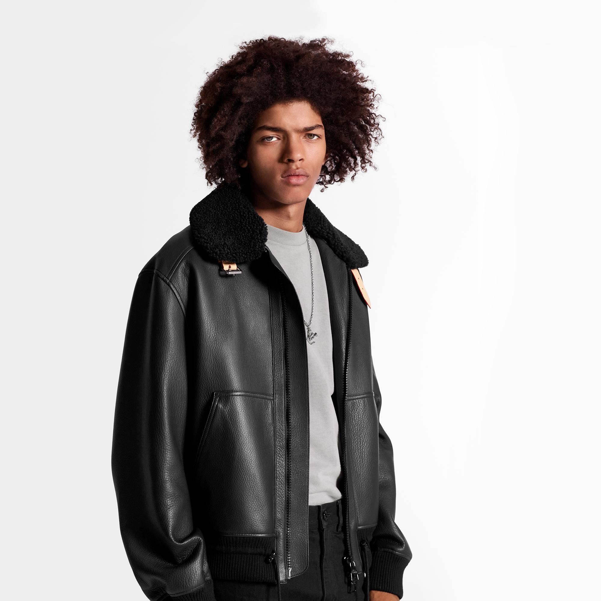 LV} - LV - LV男士Discontinued Product | 路易威登LOUIS VUITTON官网 (产品缩放)
