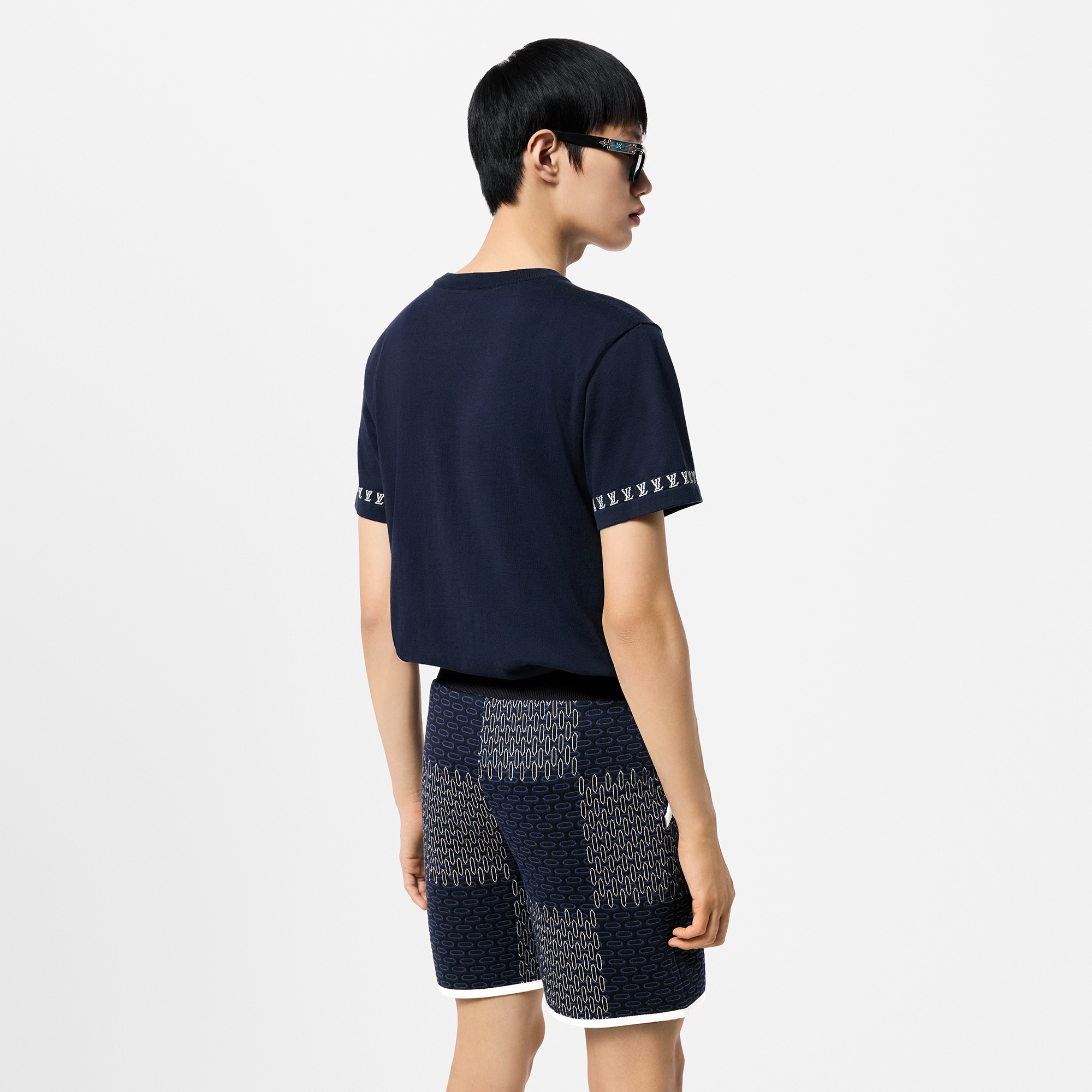 LV} - LV - LV男士高级成衣 | 路易威登LOUIS VUITTON官网 (产品缩放)