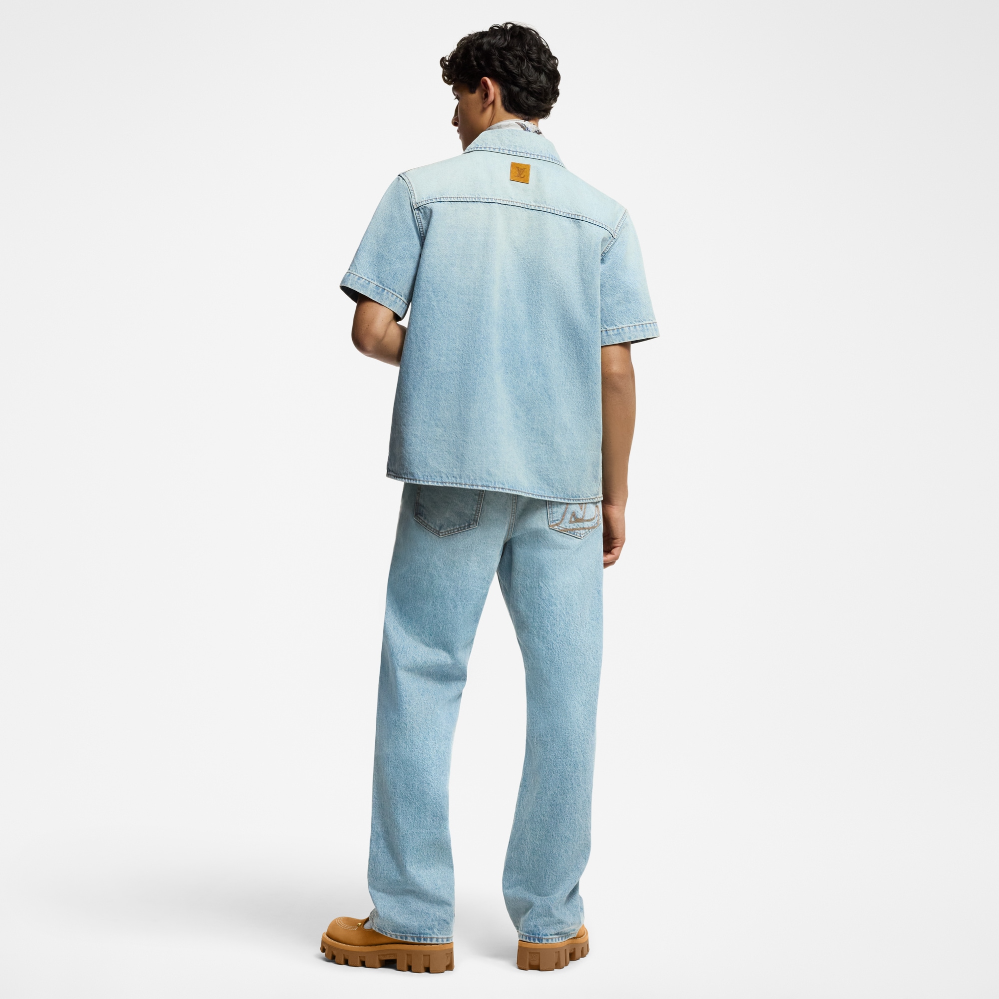 LV} - LV - LV男士高级成衣 | 路易威登LOUIS VUITTON官网 (产品缩放)
