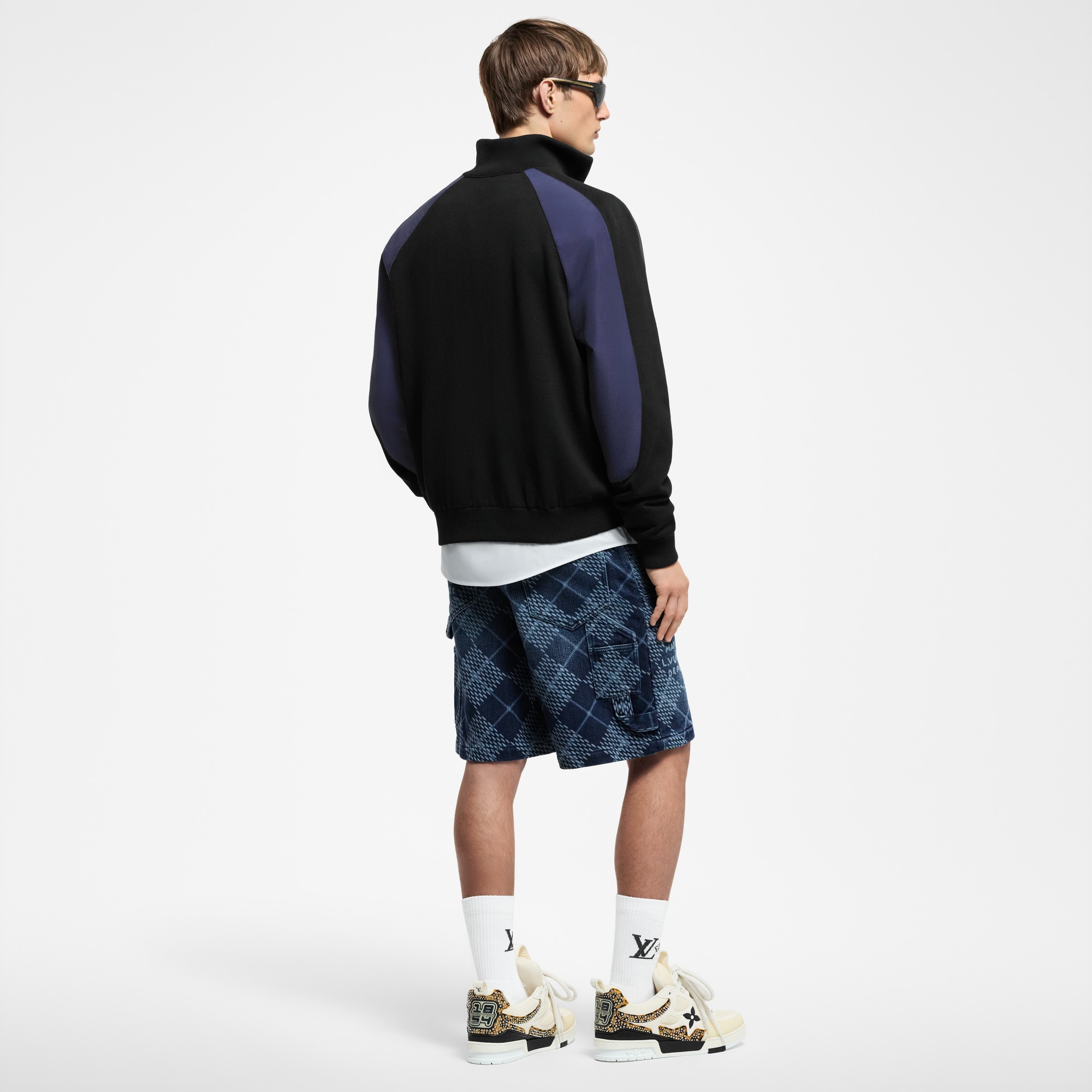 LV} - LV - LV男士高级成衣 | 路易威登LOUIS VUITTON官网 (产品缩放)