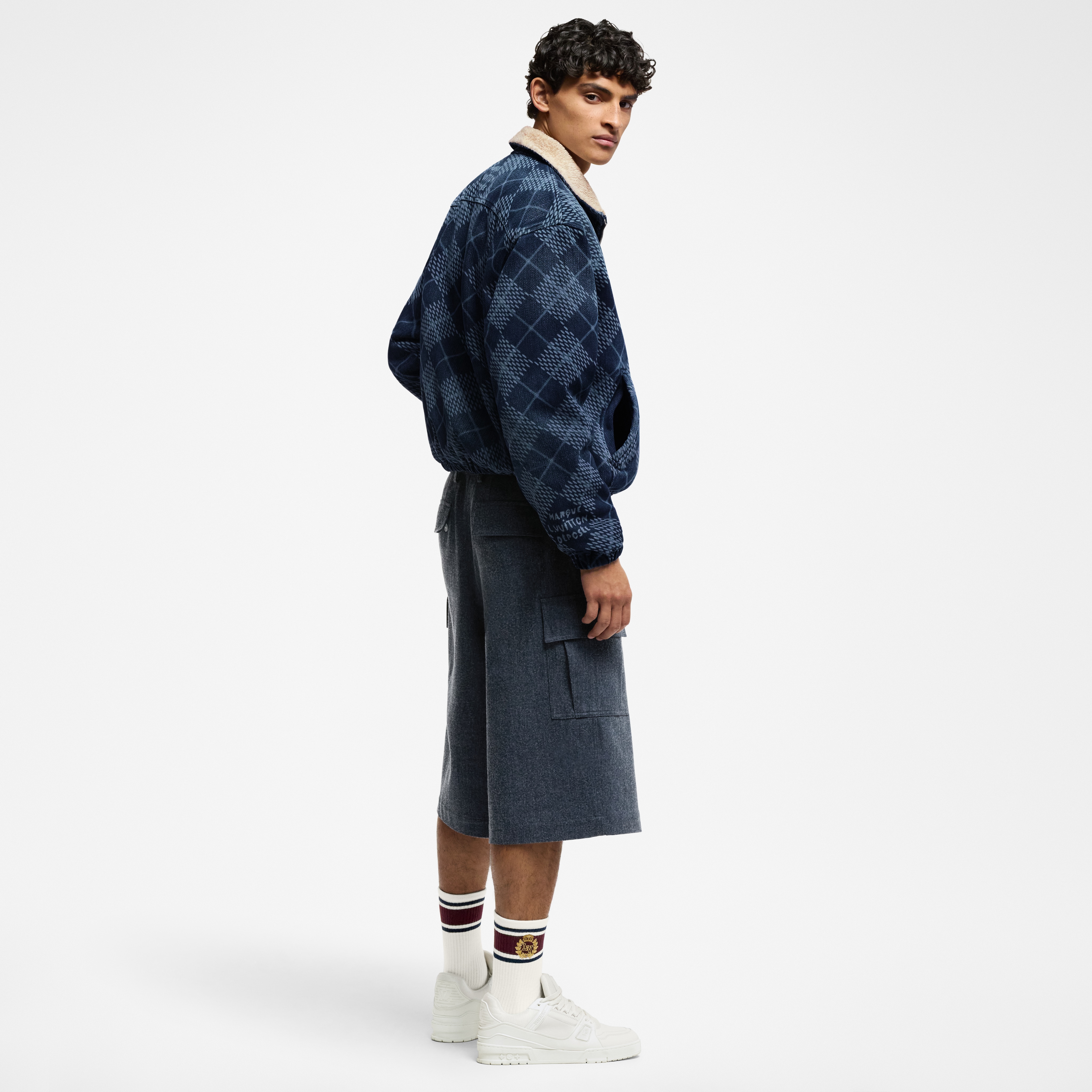 LV} - LV - LV男士高级成衣 | 路易威登LOUIS VUITTON官网 (产品缩放)