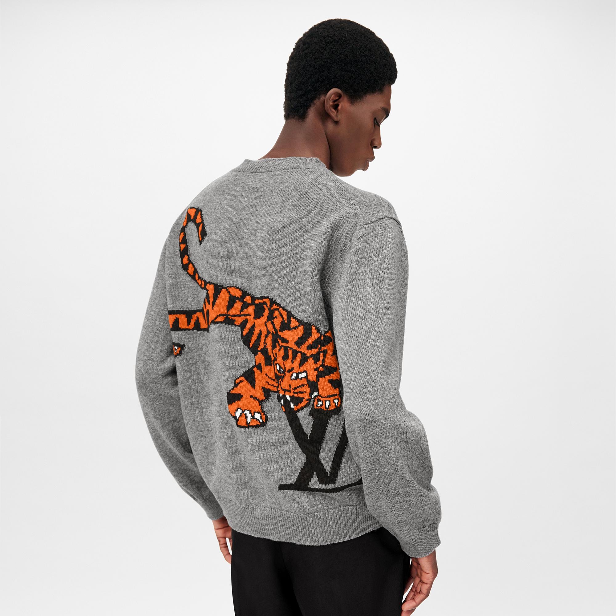 LV} - LV - LV男士Discontinued Product | 路易威登LOUIS VUITTON官网 (产品缩放)