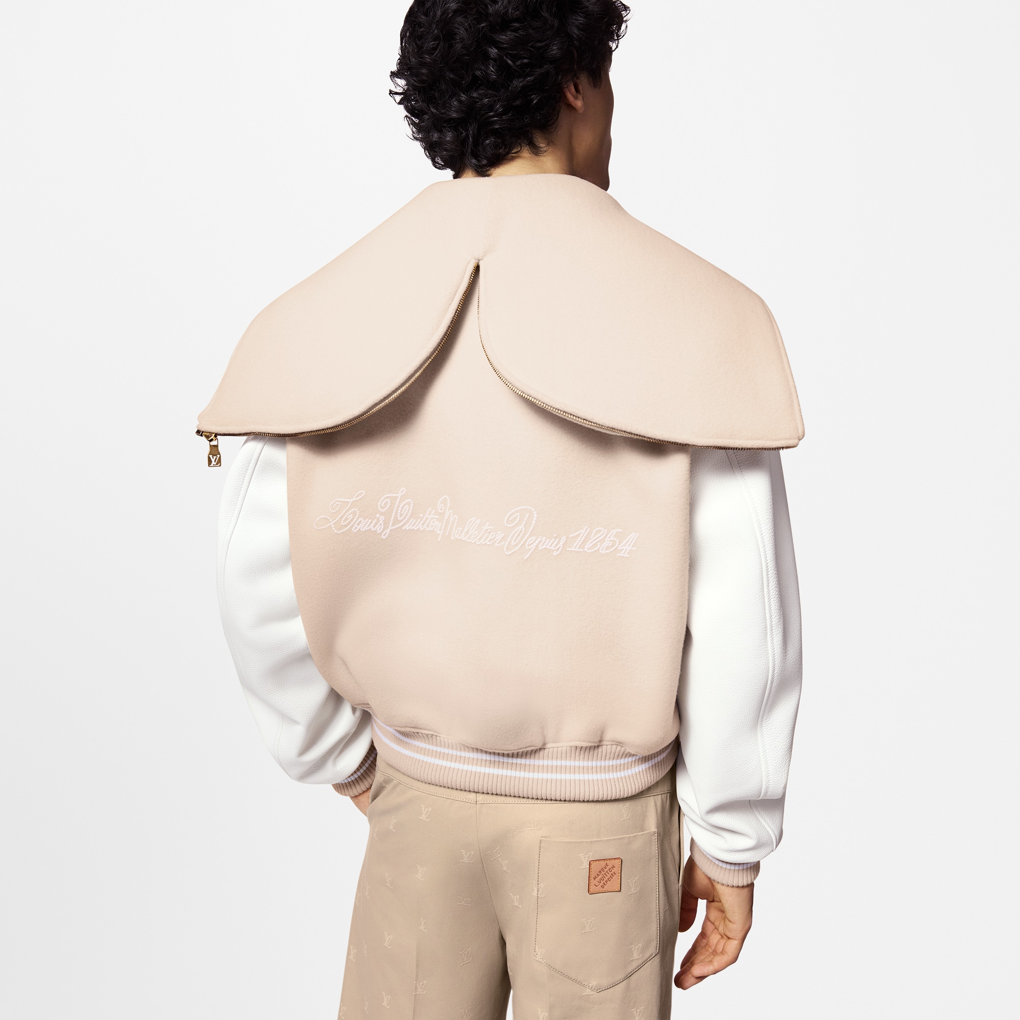LV} - LV - LV男士高级成衣 | 路易威登LOUIS VUITTON官网 (产品缩放)
