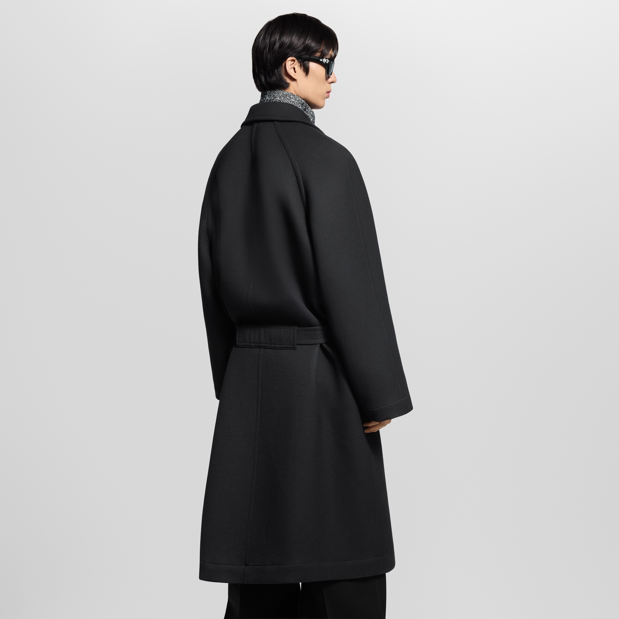 LV} - LV - LV男士高级成衣 | 路易威登LOUIS VUITTON官网 (产品缩放)