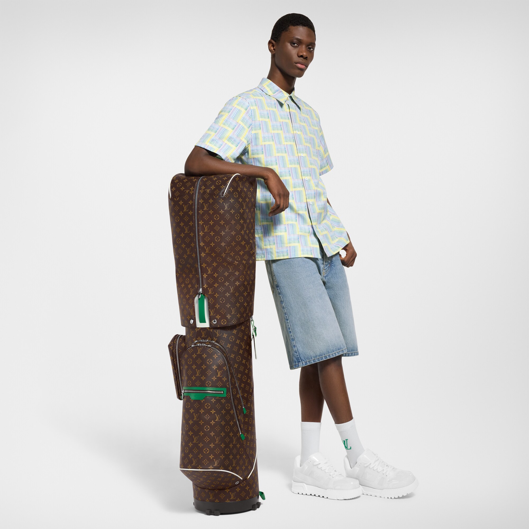 LV} - LVMonogram Macassar - LV男士旅行用品 | 路易威登LOUIS VUITTON官网 (产品缩放)